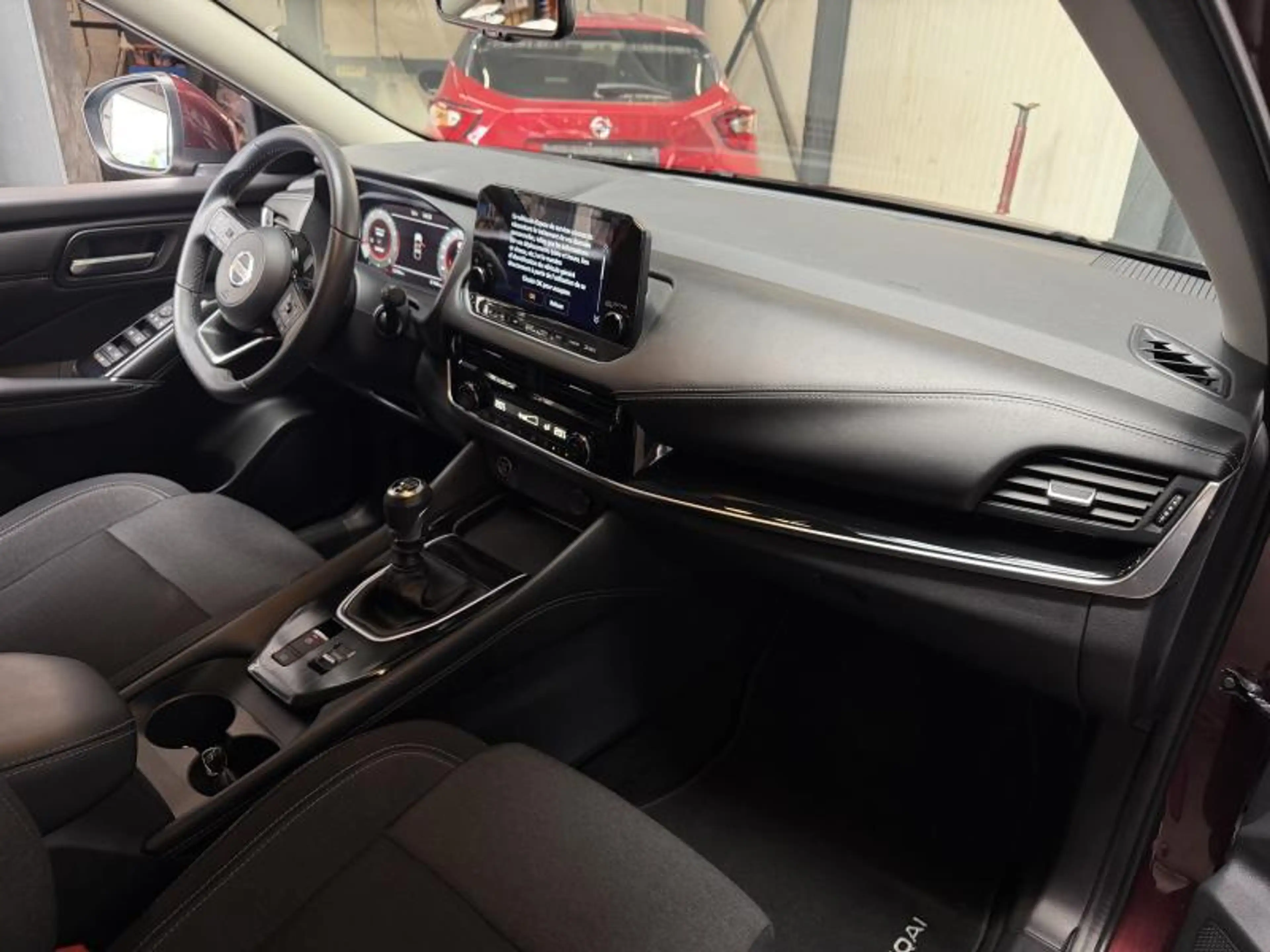 Nissan Qashqai N-connecta + DESIGN PACK — photo 10