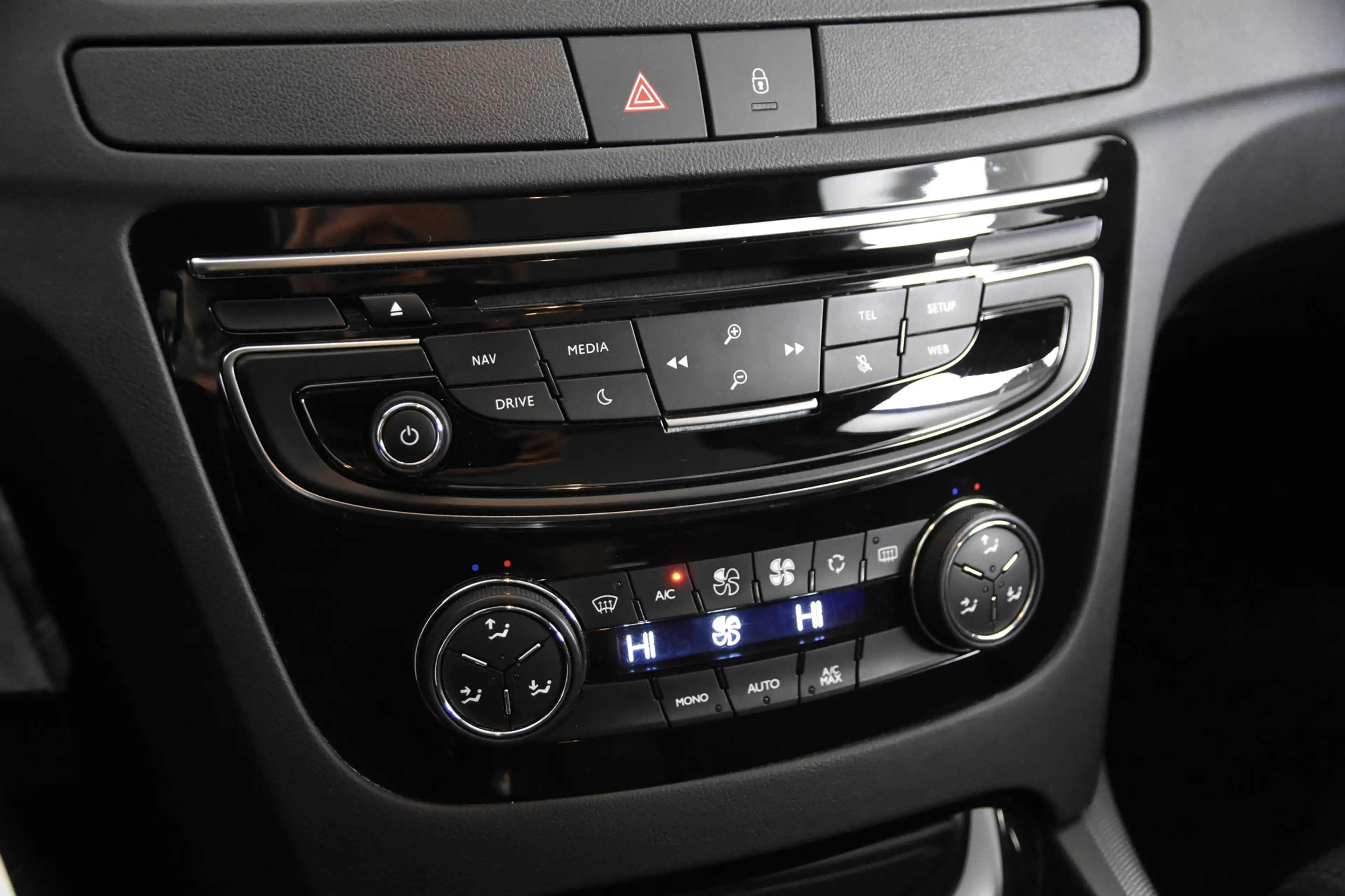 Peugeot 508 SW 1.6 BlueHDi *Navigatie*Panoramadak*HUD*PDC* — photo 13