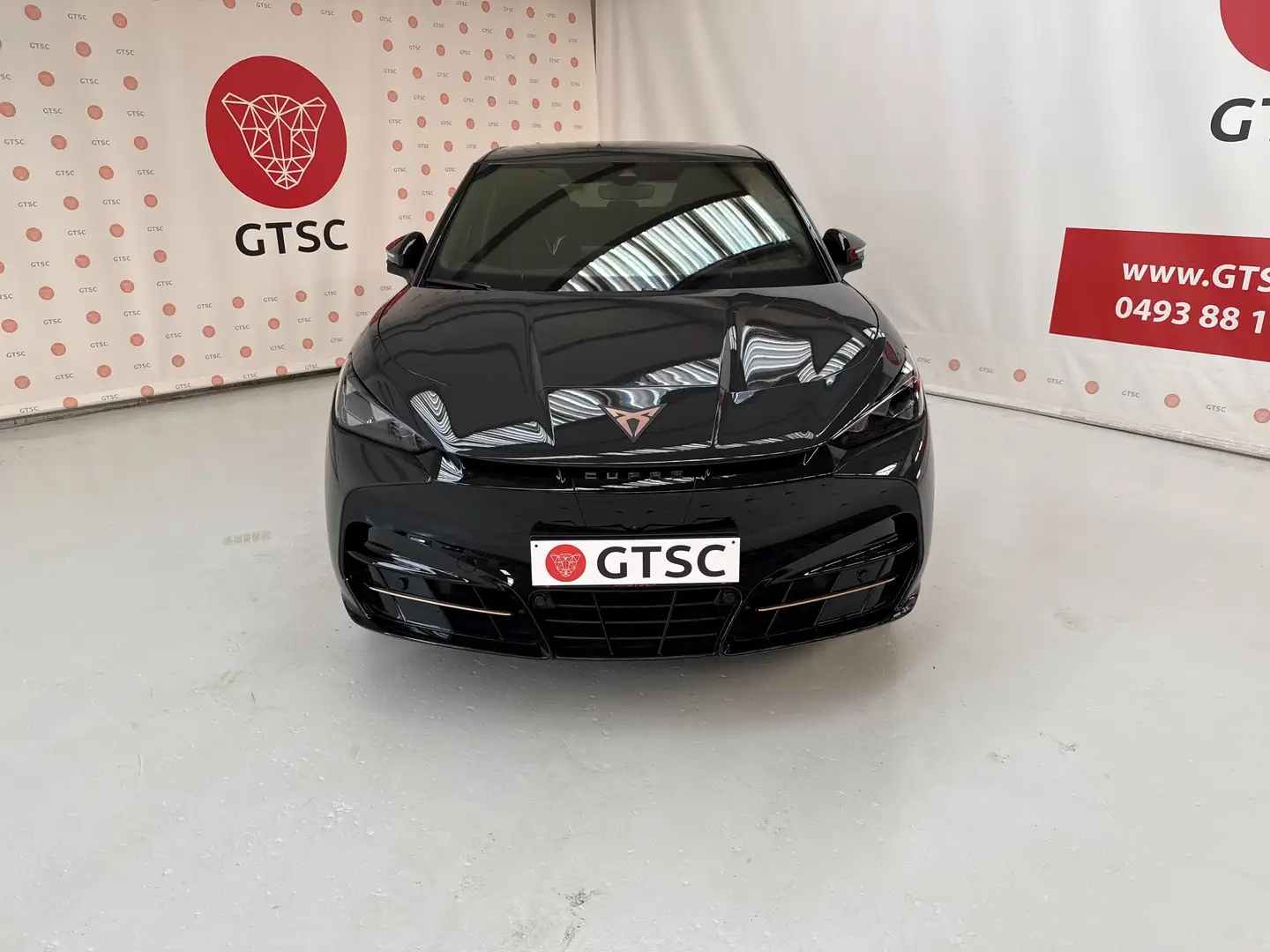 CUPRA Tavascan TAVASCAN 340pk 77kWh VZ full option WWW.GTSC.BE Šedá - 2