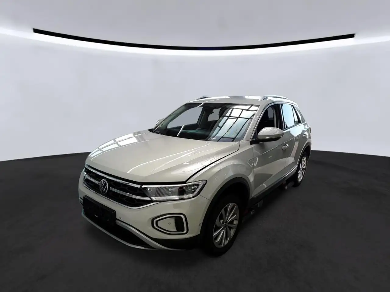Volkswagen T-Roc Style 1.5 TSI DSG -Navi SHZ GJR ZV LED ACC PDC — photo 1 of 4