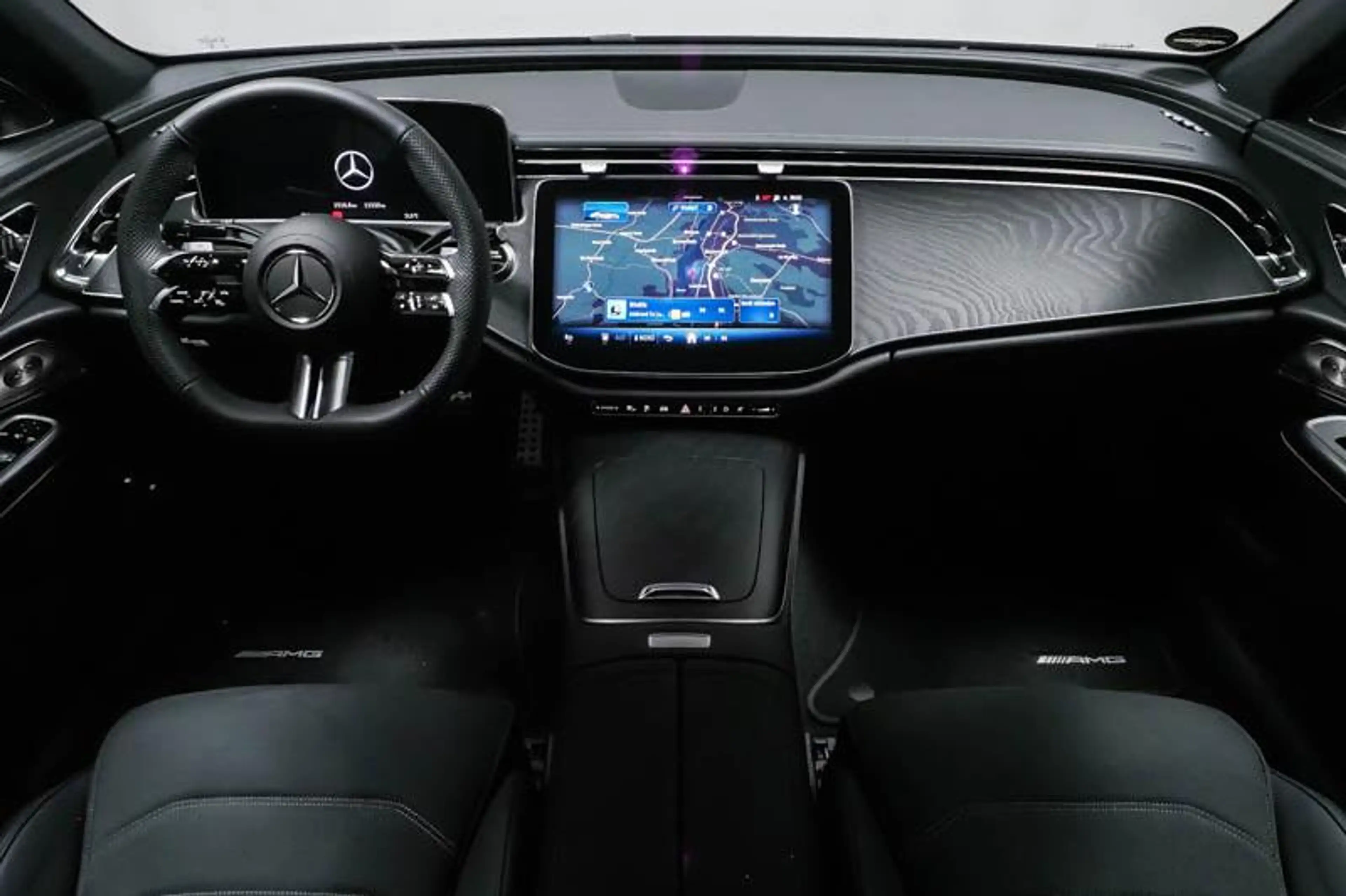 Mercedes-Benz E 300 E 300e Limousine Automaat AMG Line | Advanced Plus — photo 3