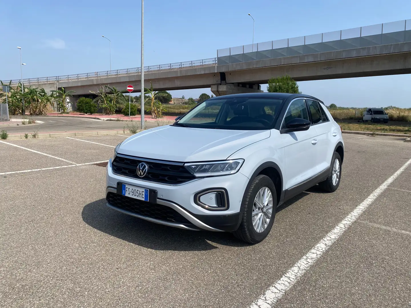 Volkswagen T-Roc T-Roc 1.0 tsi Style 115cv Bianco - 1
