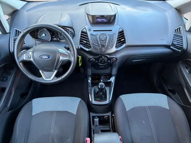Ford Ecosport view 5