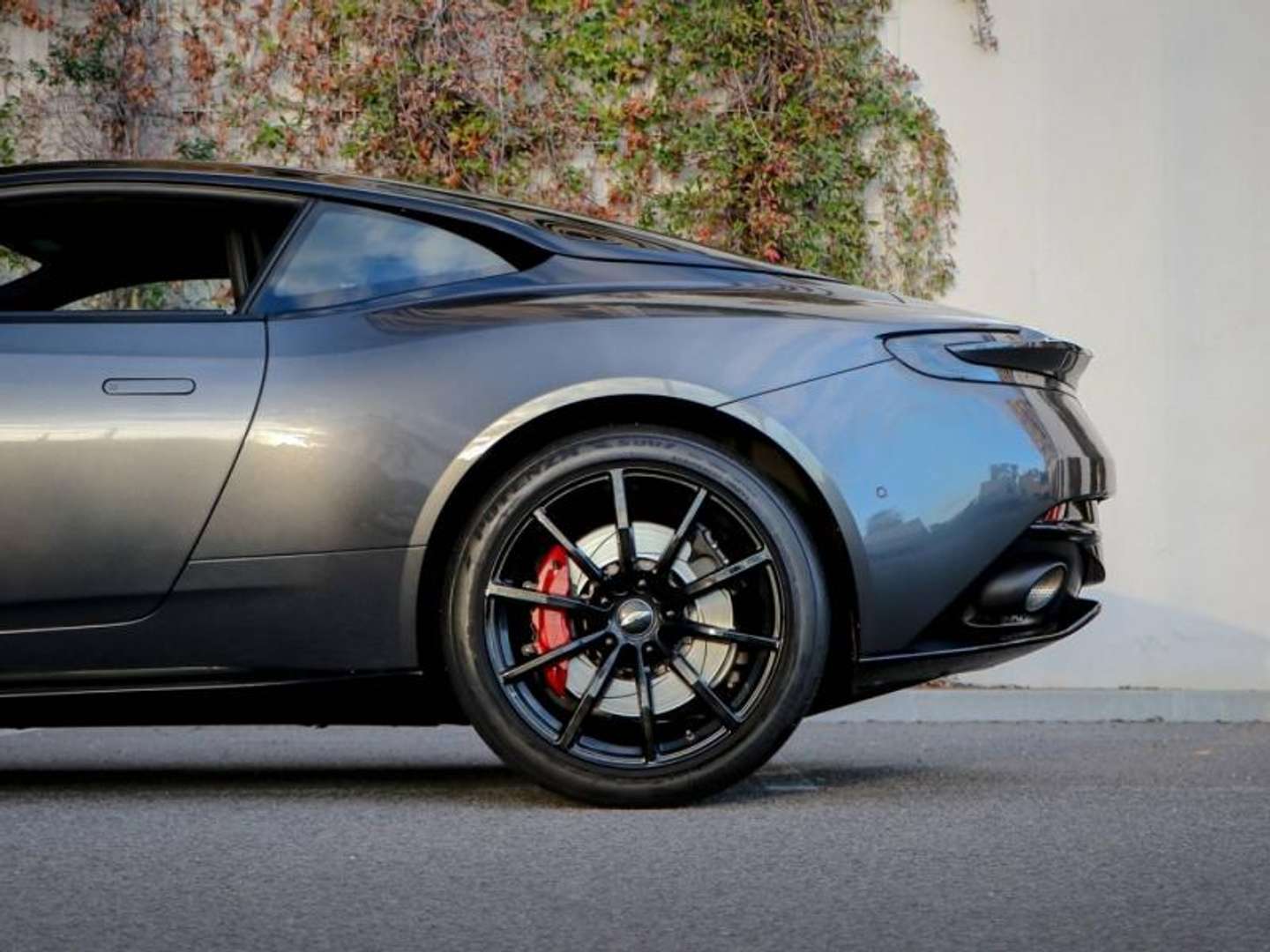 Aston Martin DB11 V8 4.0 -  - Joinsteer - #5