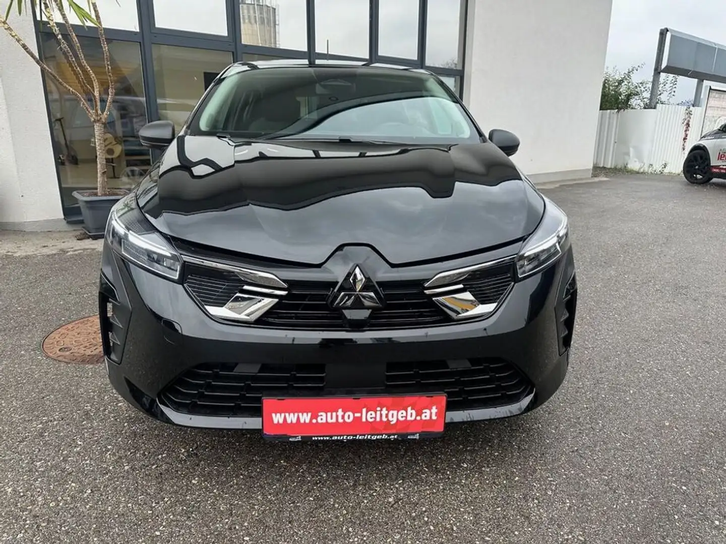 Mitsubishi Colt Colt 1,0 MPI-T Invite Schwarz - 1