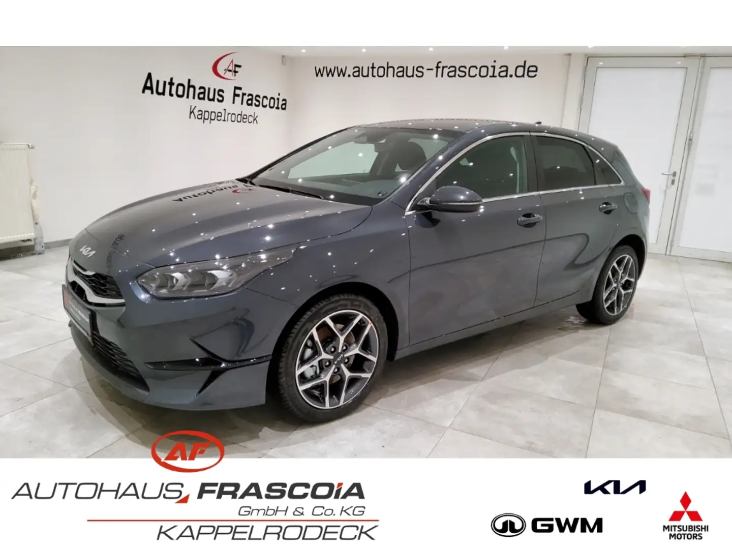 Kia Ceed / cee'd Ultimate Edition 1.5 T-GDI Mild-Hybrid (P8,P9) Nav Negro - 1