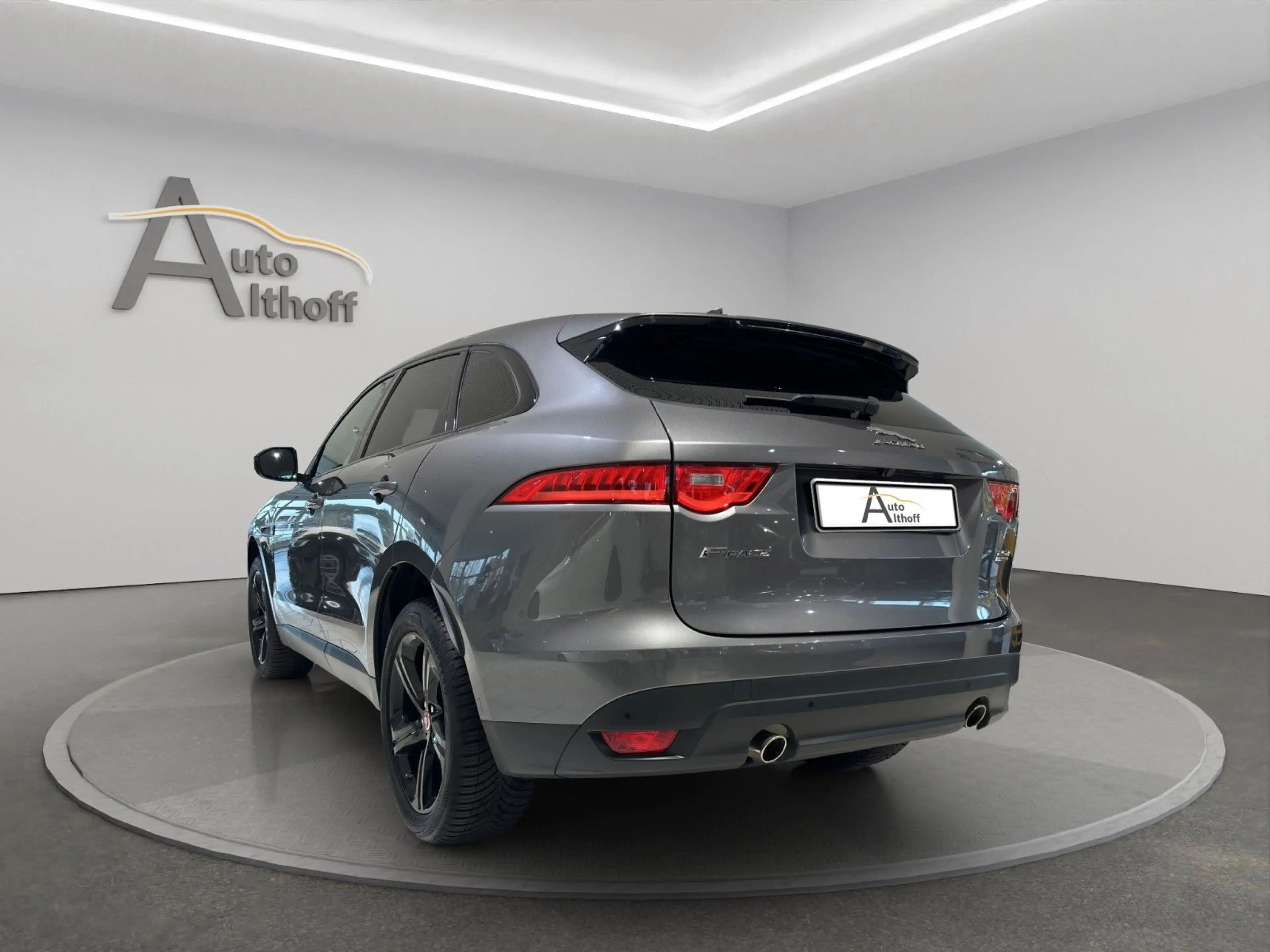 Jaguar F-Pace F-PACE Prestige AWD AUT. AHK LEDER NAV ACC SHZ — photo 4