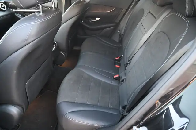 Mercedes-Benz GLC view 12