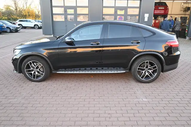 Mercedes-Benz GLC 300 GLC Coupe 4Matic*AMG Line*LED*