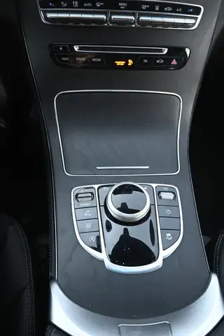 Mercedes-Benz GLC view 18