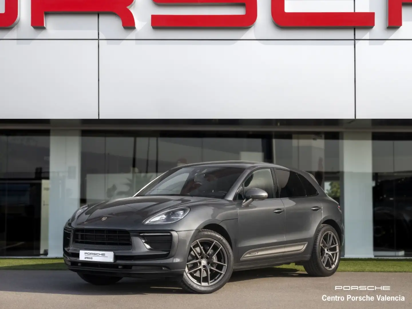 Porsche Macan T Aut. Gris - 1