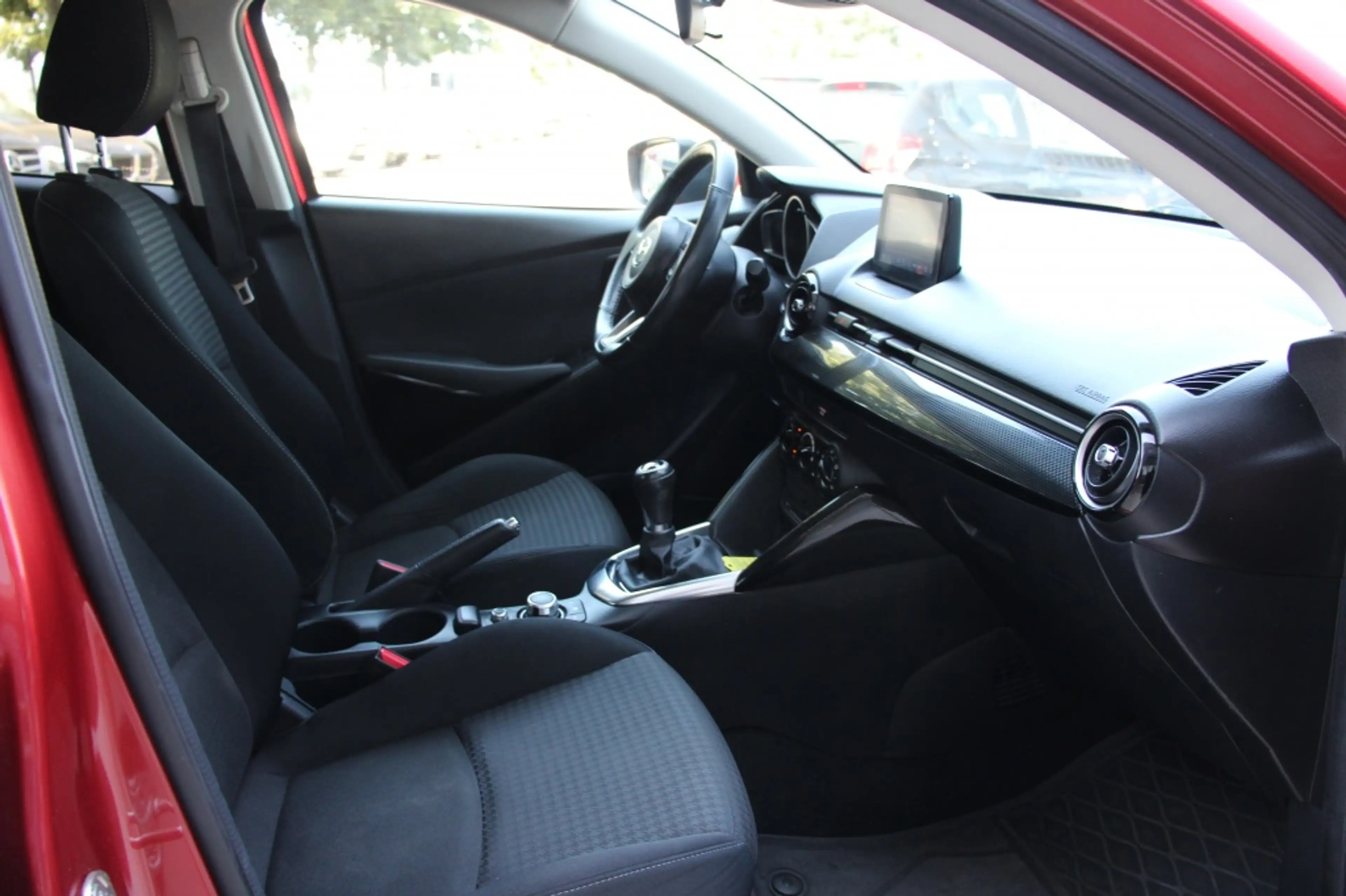 Mazda 2 1.5 Skyact-G Sp.Sel. — photo 8
