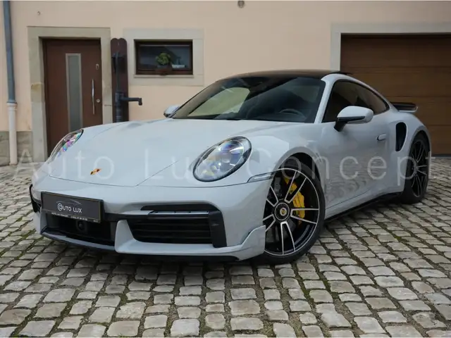 Porsche 992 911 Turbo S SportDesign/Burmester/Sitzbelüft