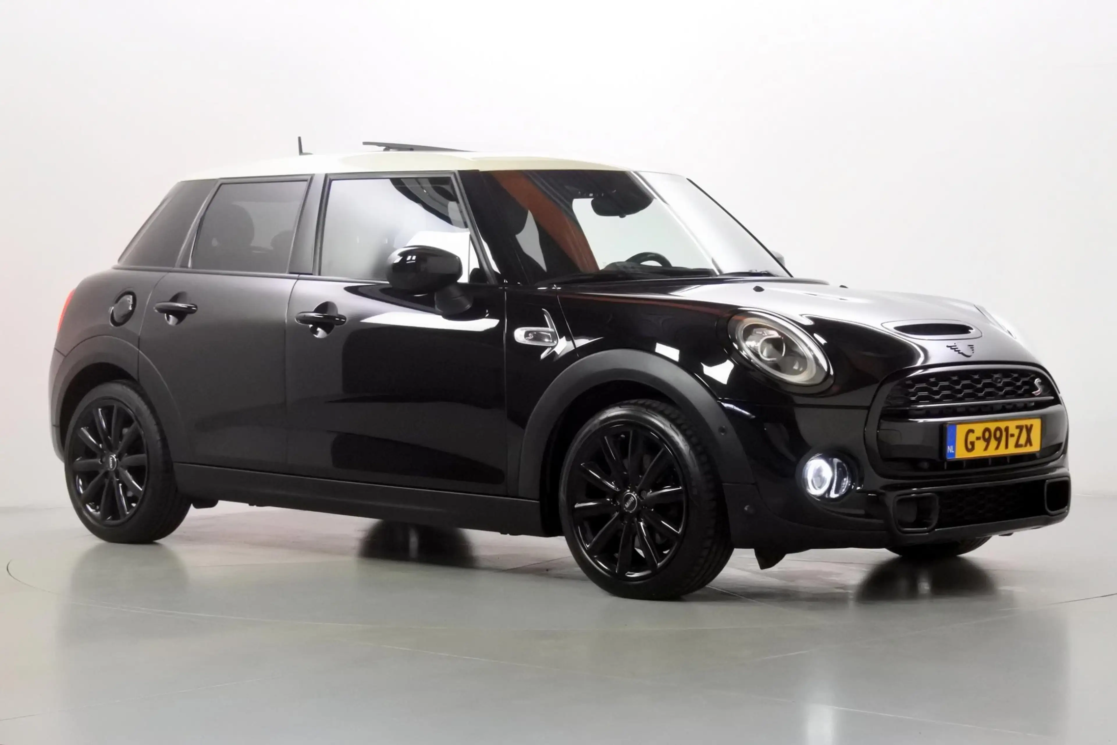 MINI Cooper S 5-Deurs 2.0 60 Years Edition NL auto NAP — photo 48