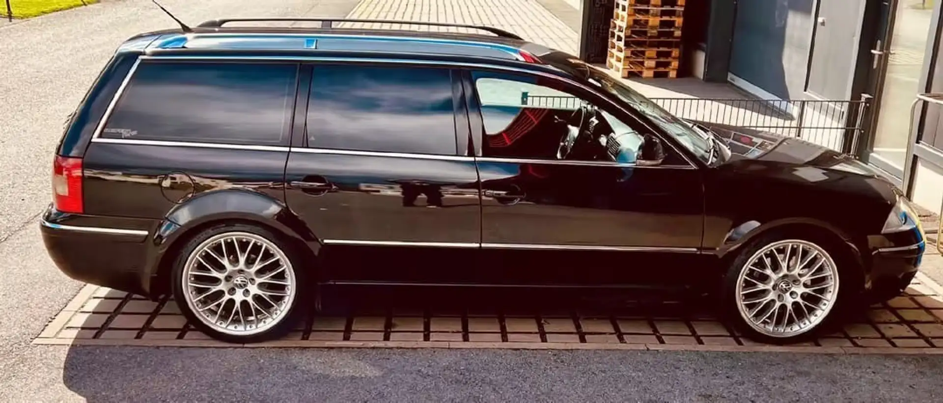 Volkswagen Passat Schwarz - 1