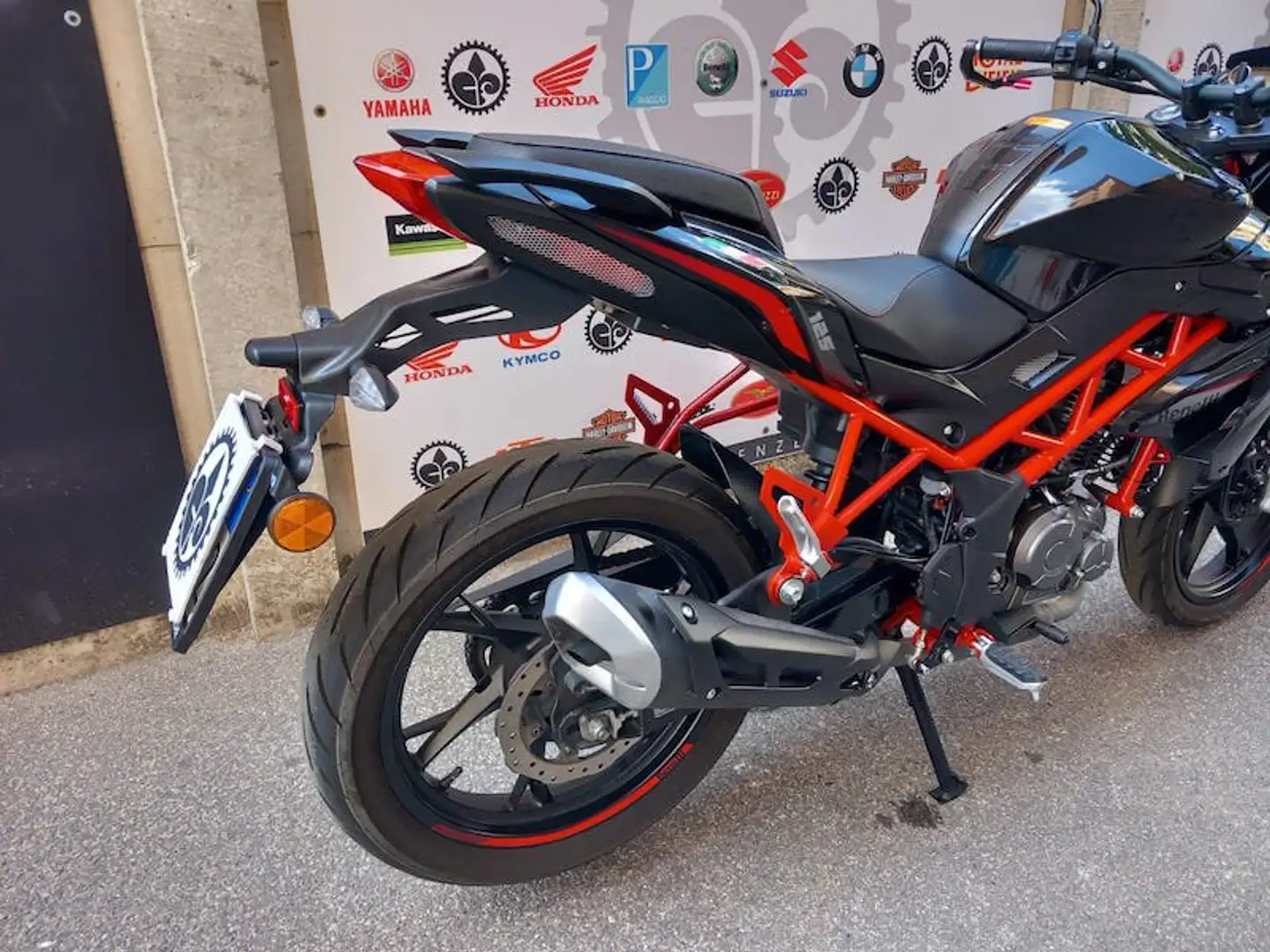 Benelli BN 125 - 2