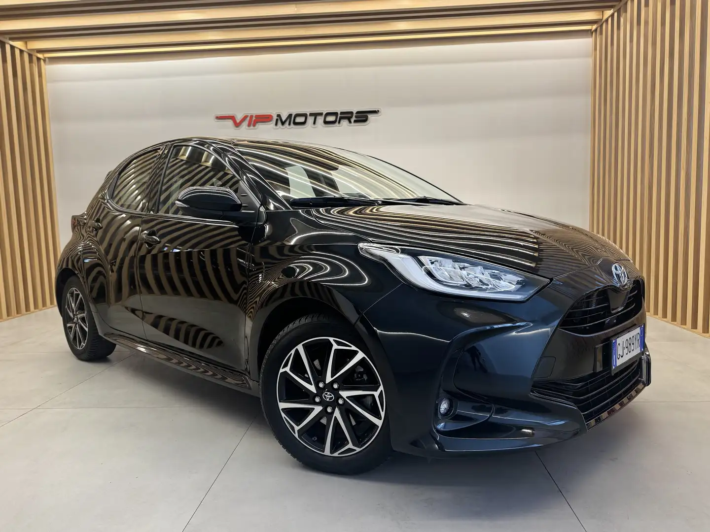 Toyota Yaris Yaris IV 2022 1.5h Active led navi cambio automati - 1