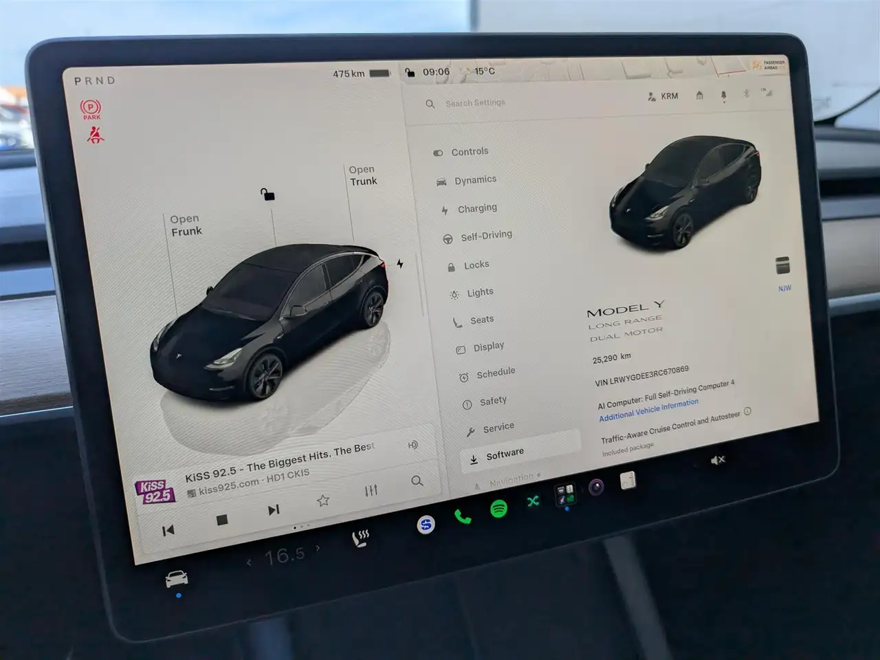 Tesla Model Y fotografie Tesla Model Y