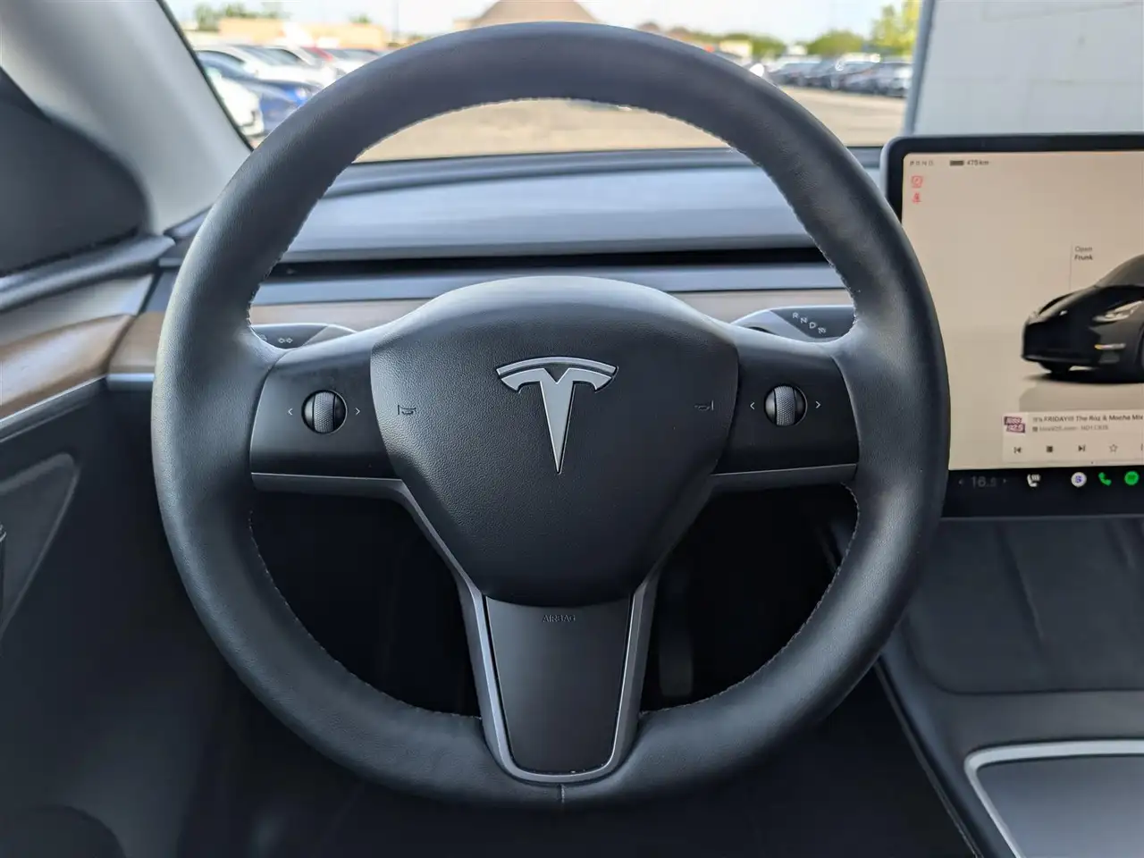 Tesla Model Y fotografie Tesla Model Y