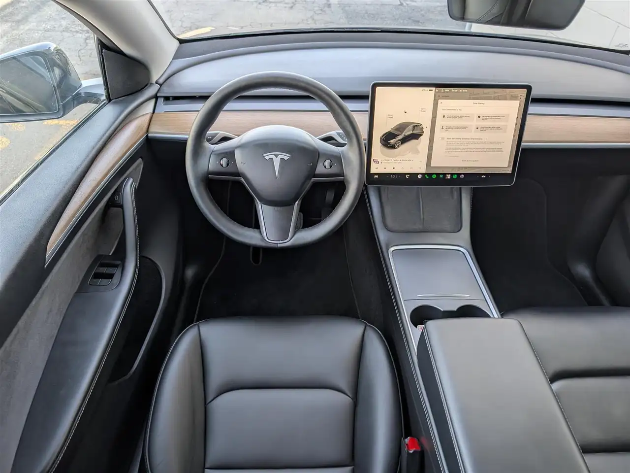Tesla Model Y fotografie Tesla Model Y