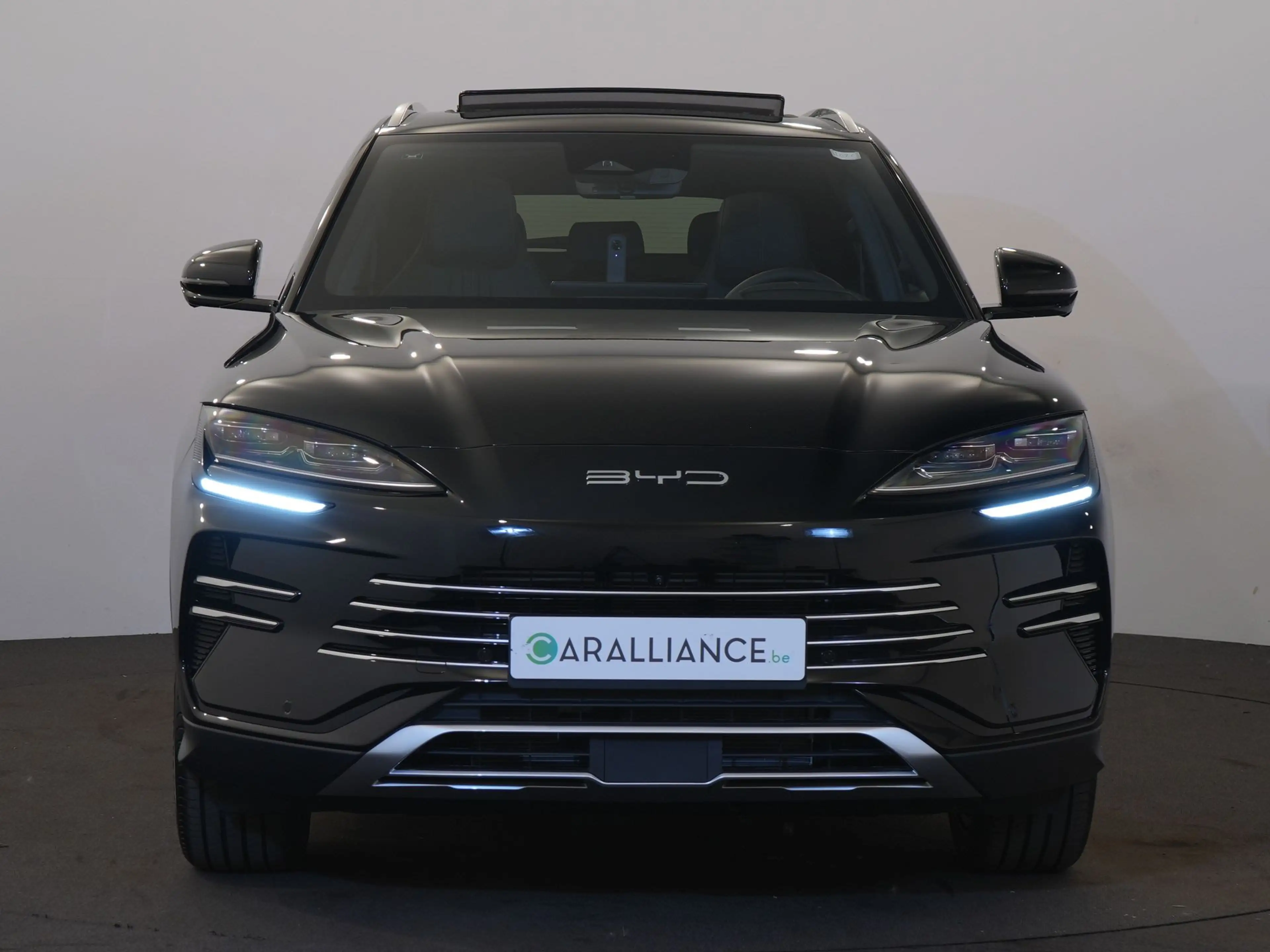 BYD Seal U DM-I Design 1.5L AWD PANO - HUD - 360° — photo 2