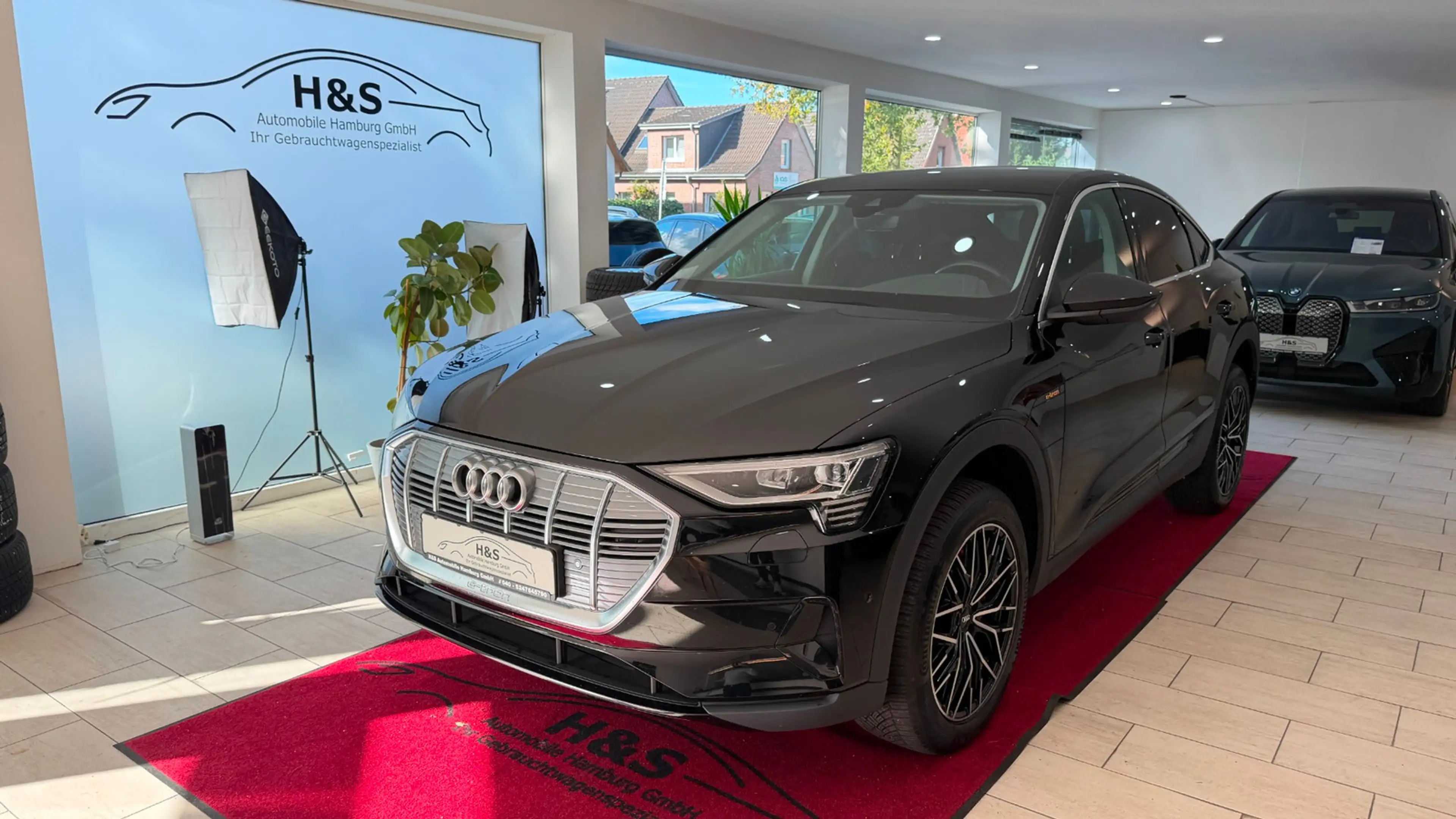 Audi e-tron Sportback 50 quattro — photo 2