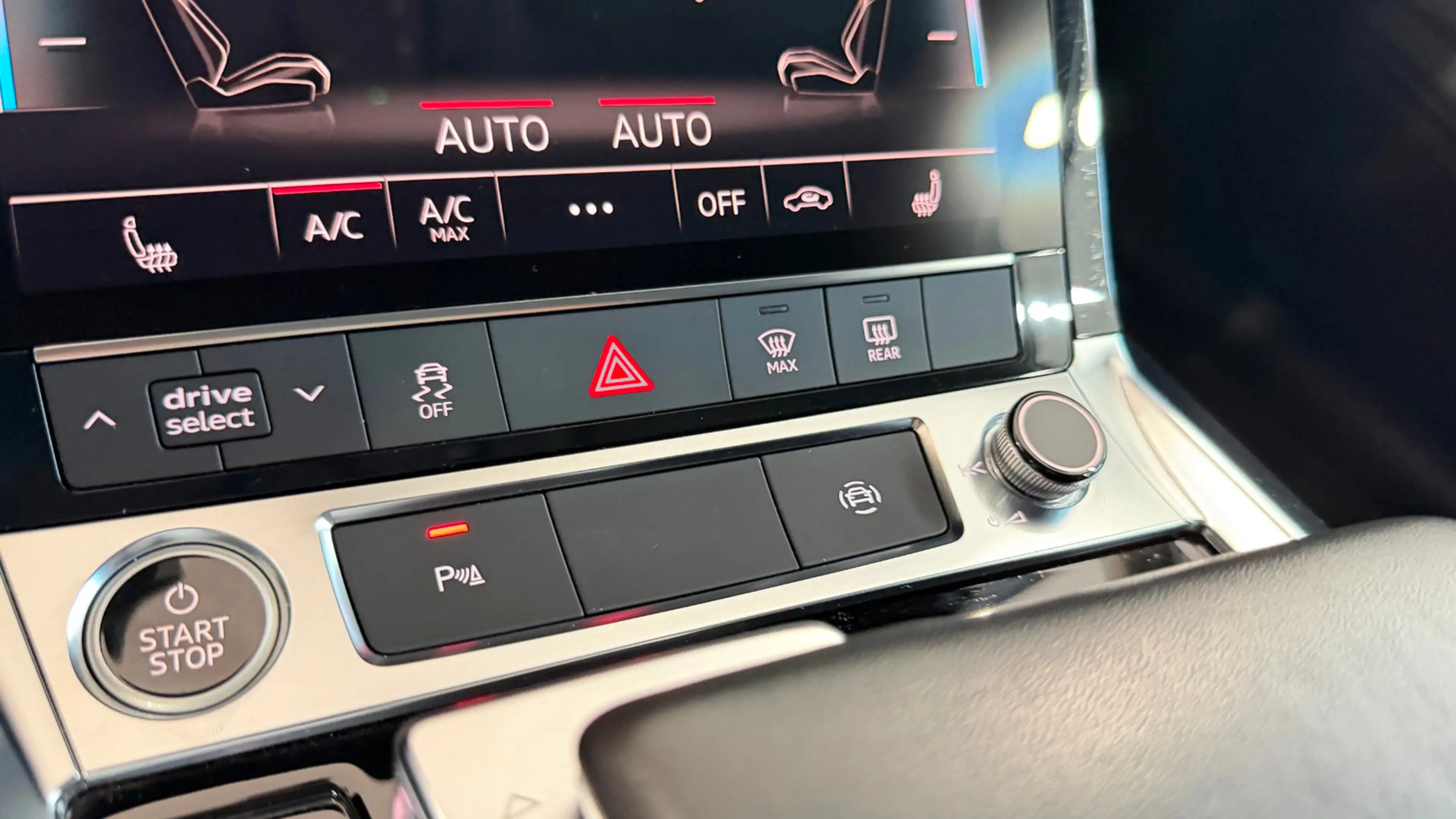 Audi e-tron Sportback 50 quattro — photo 30