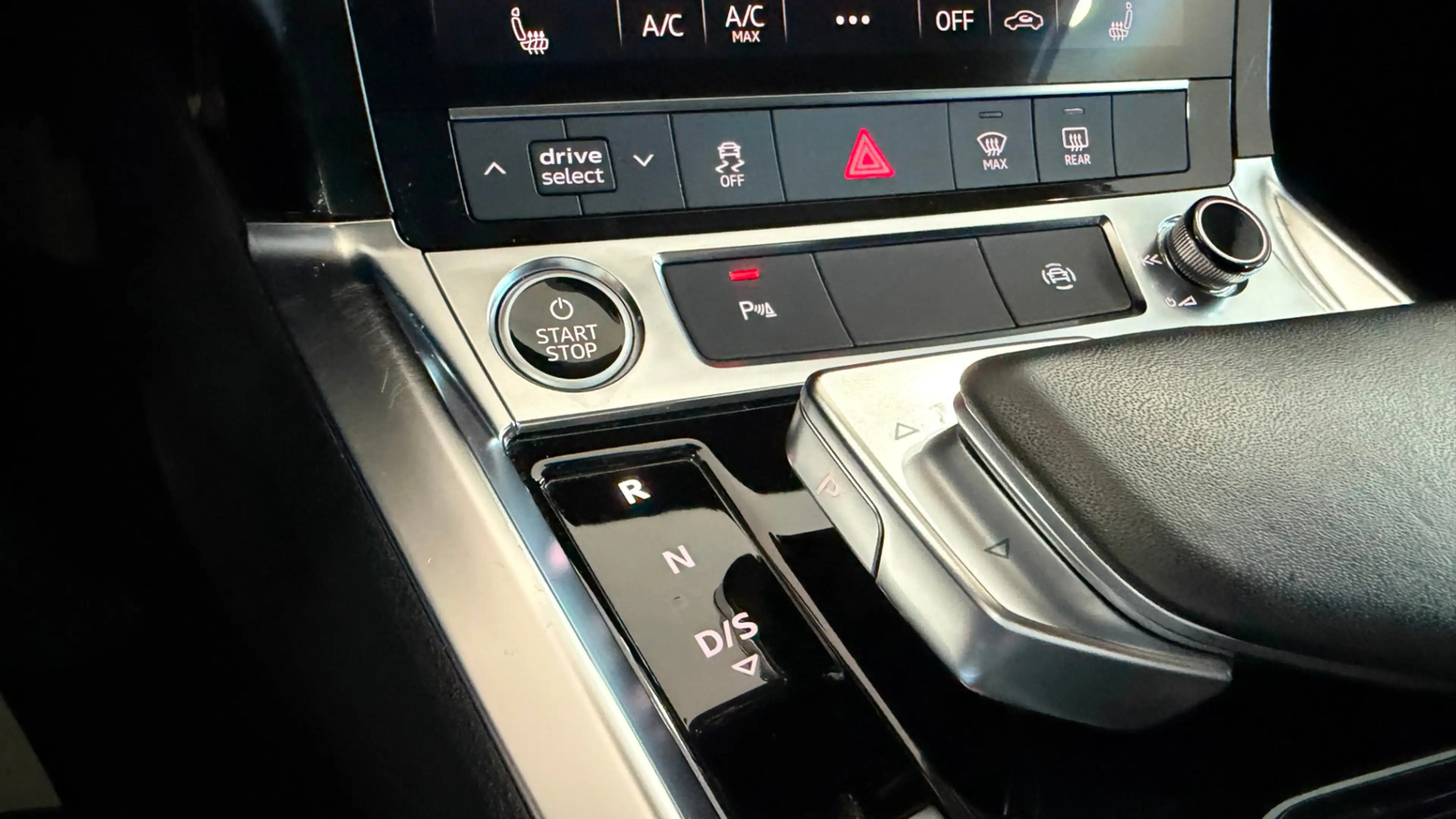 Audi e-tron Sportback 50 quattro — photo 32