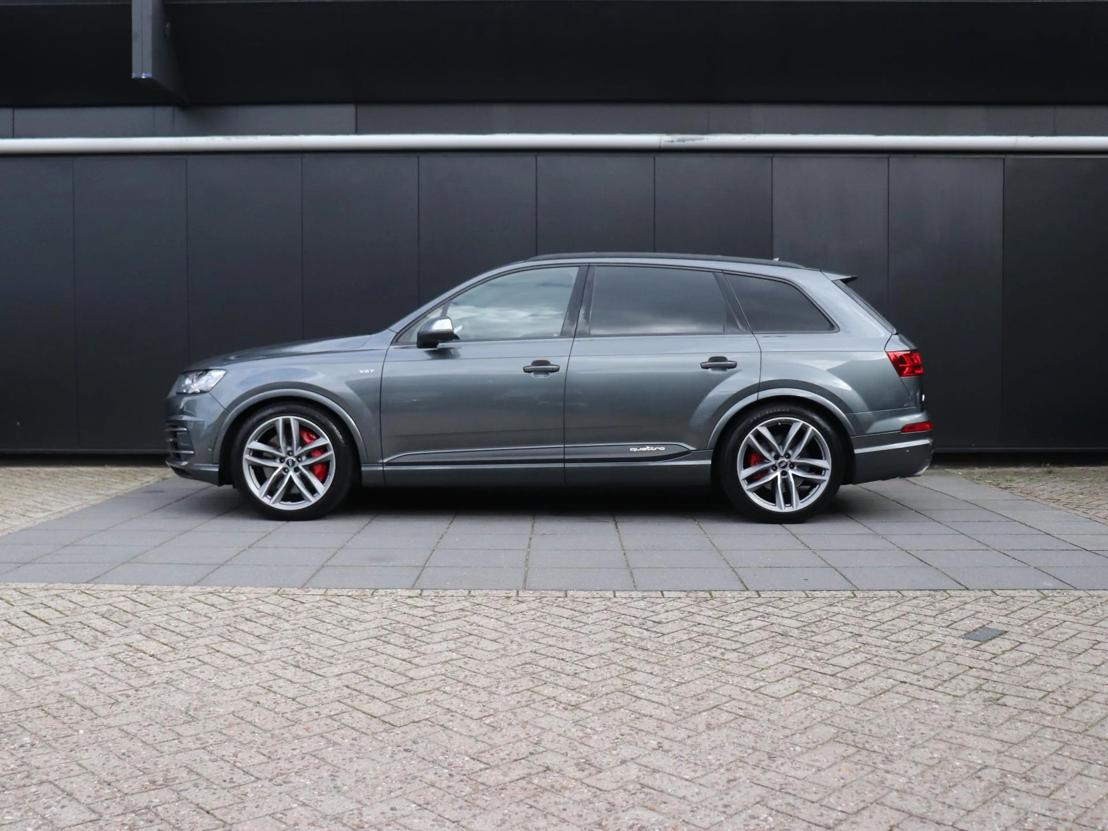 Audi SQ7 4.0 TDI quattro Pro Line + 7p | LEDER| PANO-DAK | — photo 2