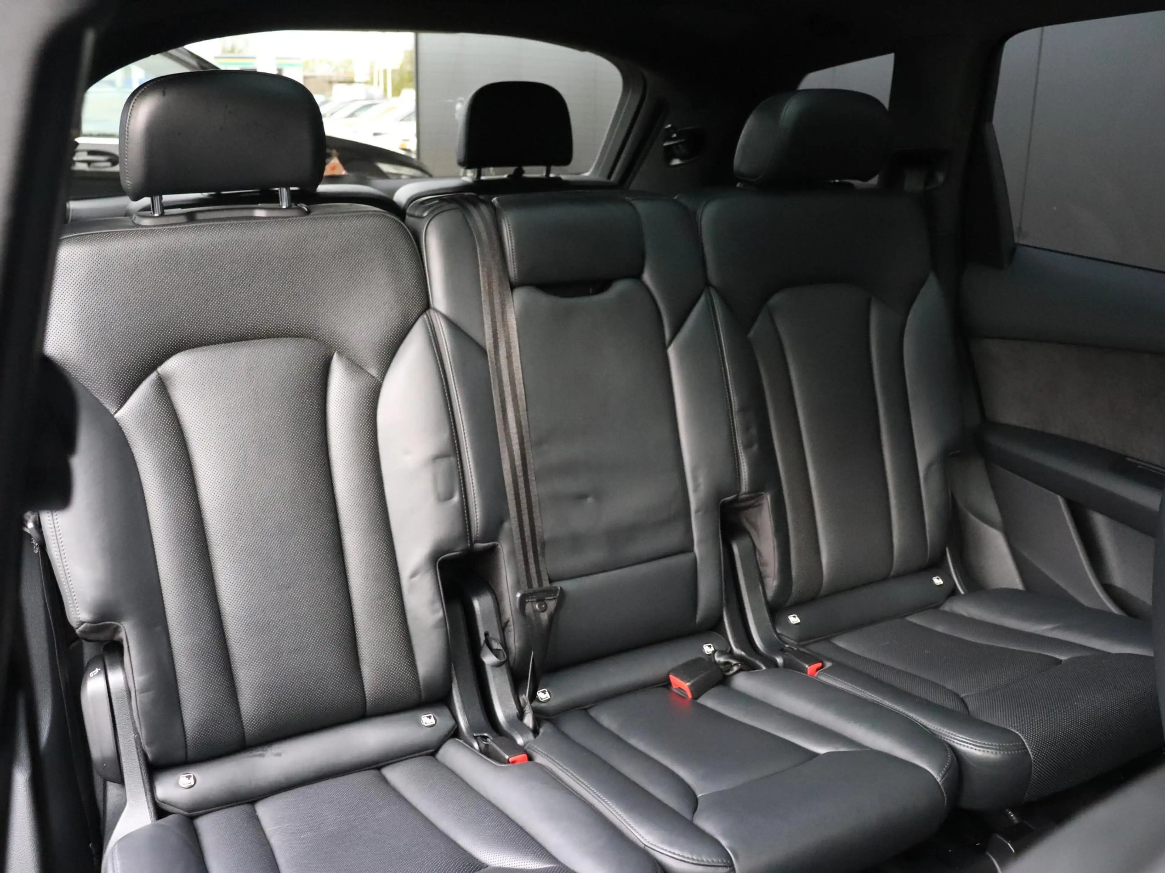 Audi SQ7 4.0 TDI quattro Pro Line + 7p | LEDER| PANO-DAK | — photo 16