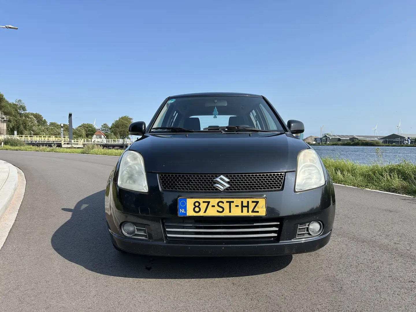 Suzuki Swift Suzuki Swift 1.3 Shogun | Trekhaak | Airco Zwart - 1