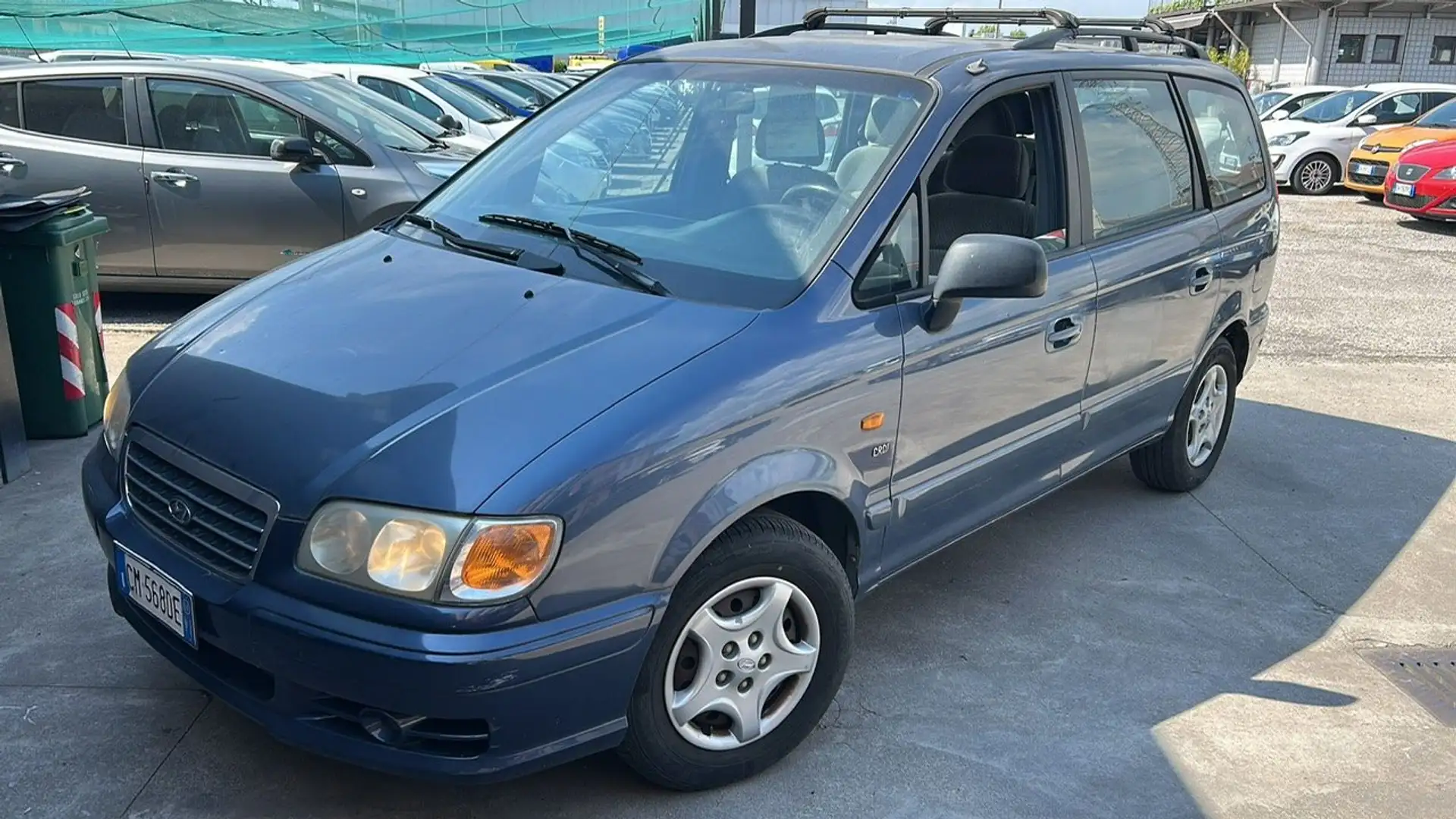 Hyundai Trajet Trajet 2.0 crdi GLS Bleu - 1