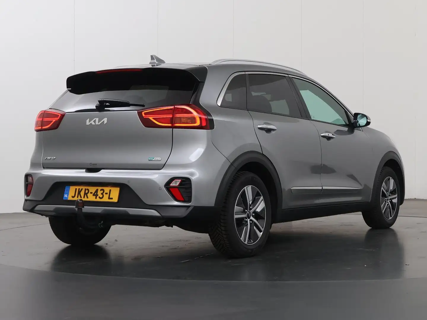 Kia Niro 1.6 GDi PHEV ExecutiveLine | Trekhaak | Panoramada Gris - 2