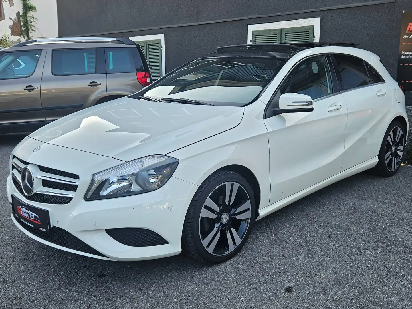 Mercedes-Benz A 180 A 180 CDI Panoramadach Frisch Vorgeführt Weiß - 1