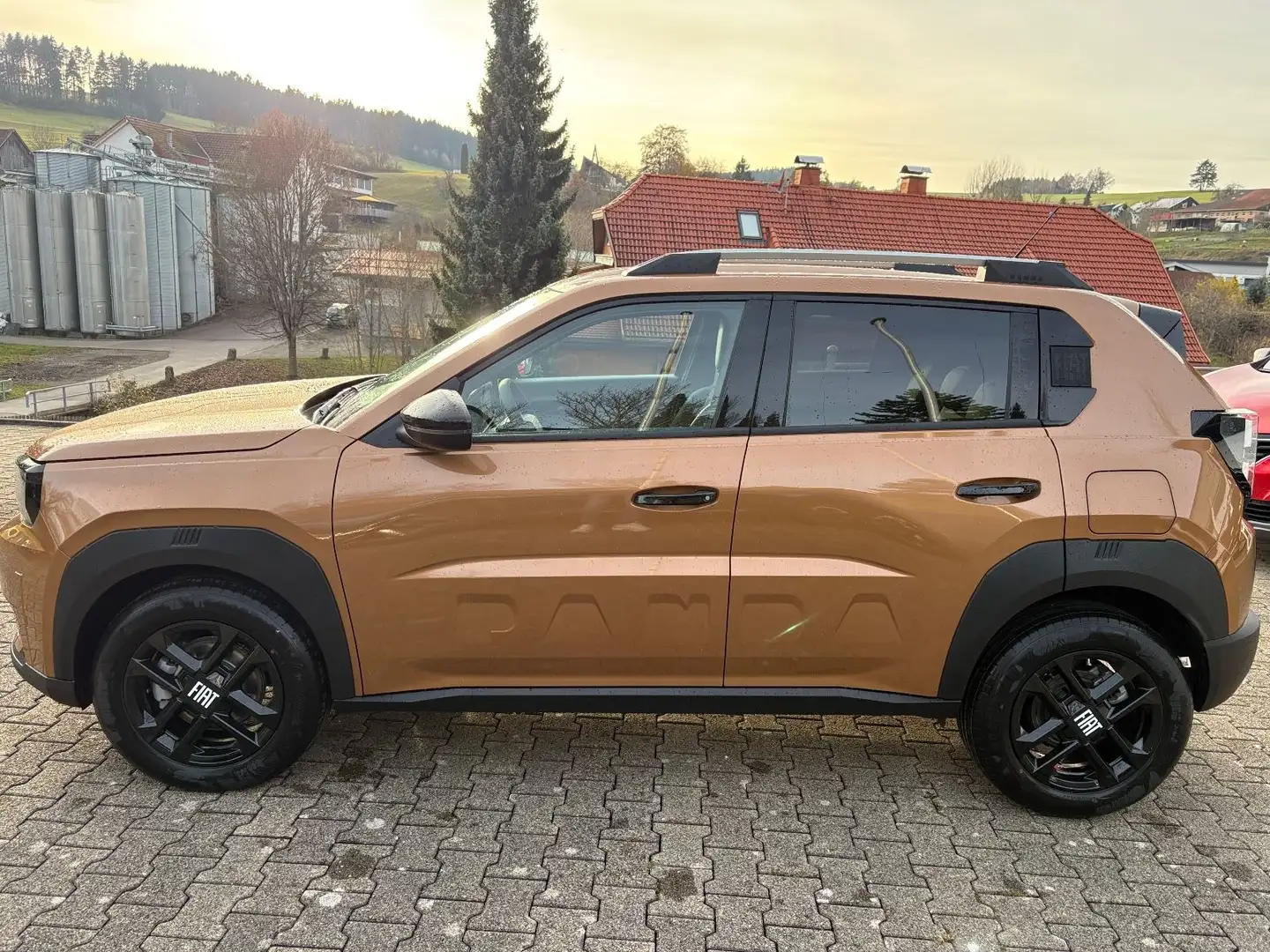 Fiat Grande Panda NAVI, SITZHEIZUNG, LED Marrón - 2