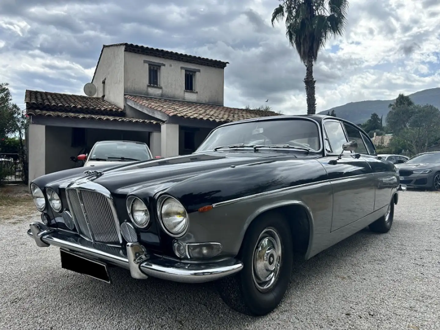 Jaguar 420 G Schwarz - 1