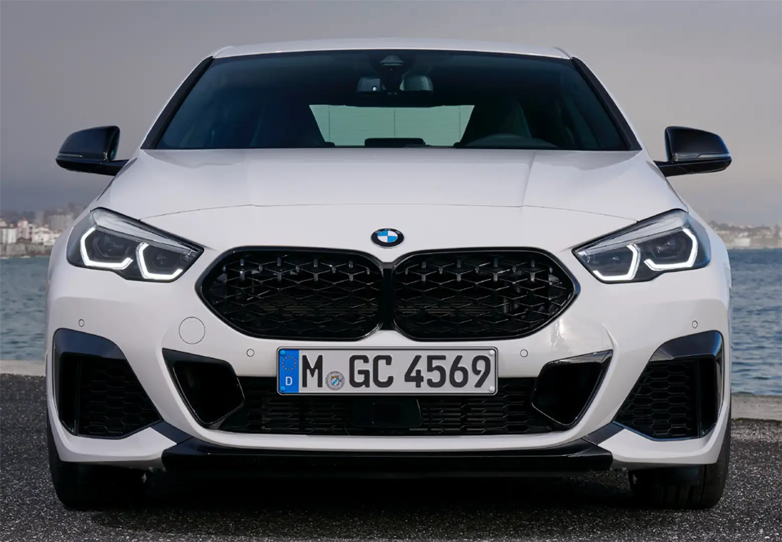 BMW 235 M235iA xDrive Gran Coupé Rojo - 1