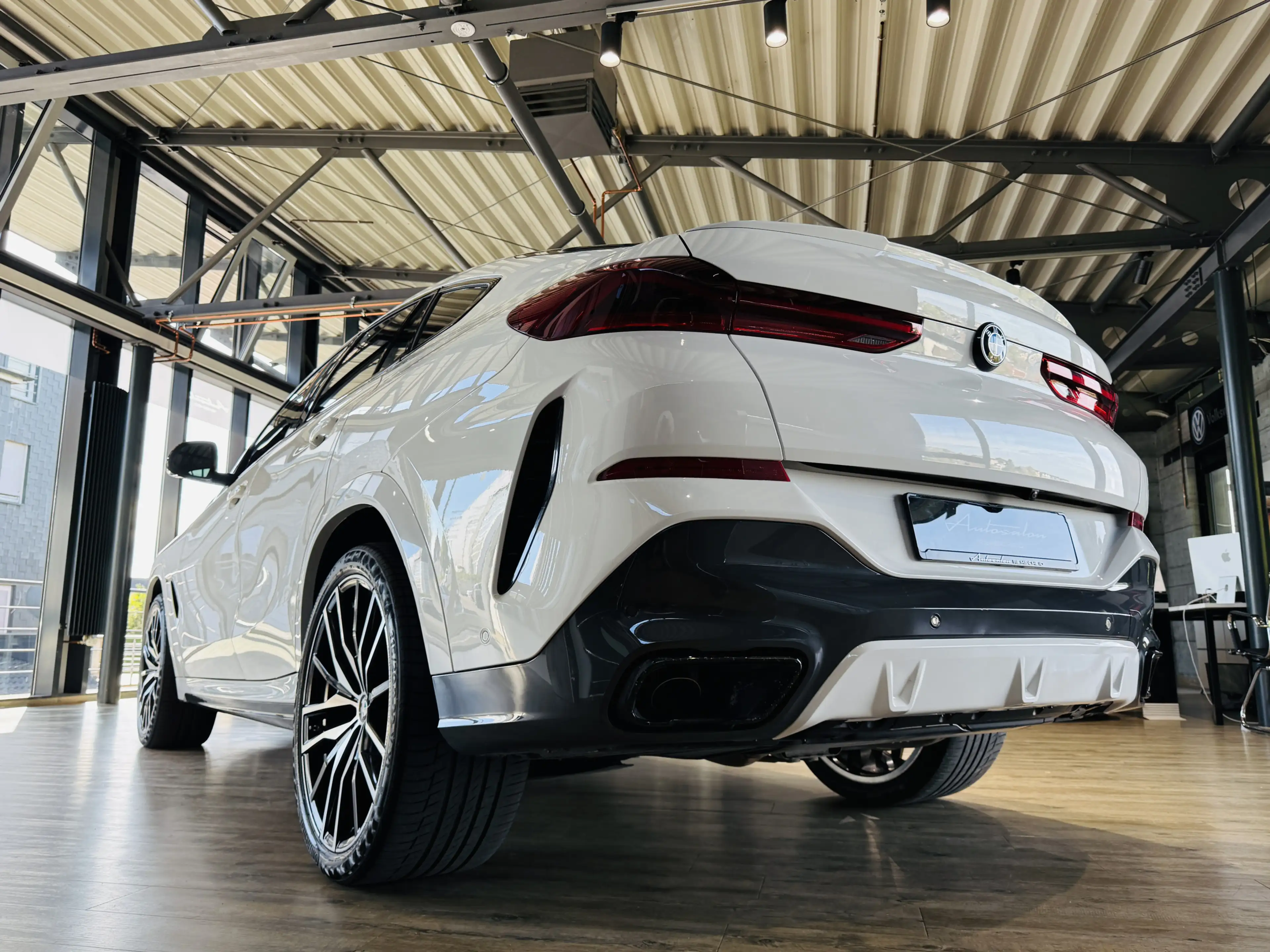 BMW X6 M *HEADUP*KAMERA*ACC*LED*SITZBELÜFTUNG*22.Z — photo 5