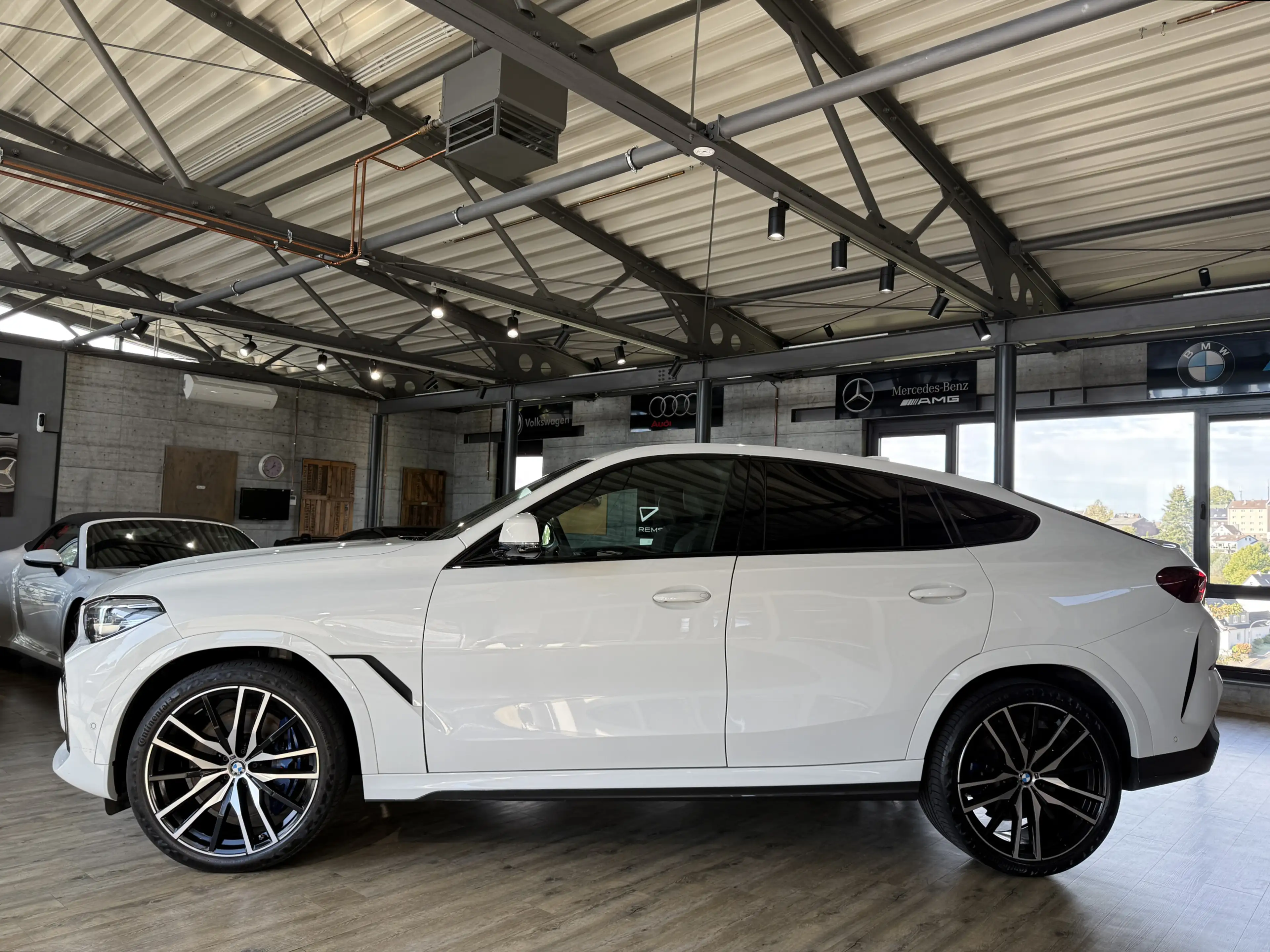 BMW X6 M *HEADUP*KAMERA*ACC*LED*SITZBELÜFTUNG*22.Z — photo 3