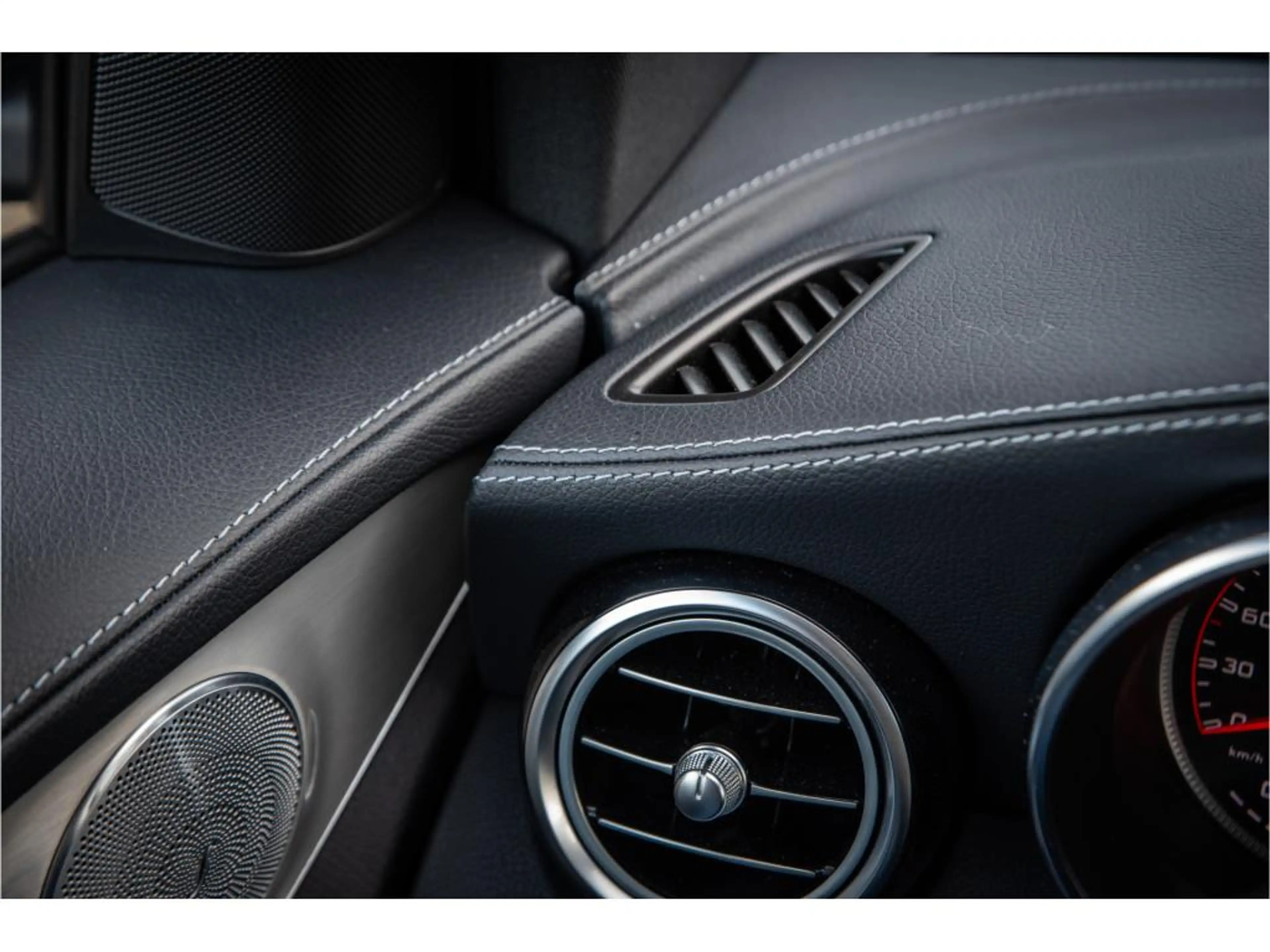 Mercedes-Benz GLC 63 AMG Coupé S 4MATIC+ Mercedes-Benz GLC-klasse Coupé 63 — photo 27