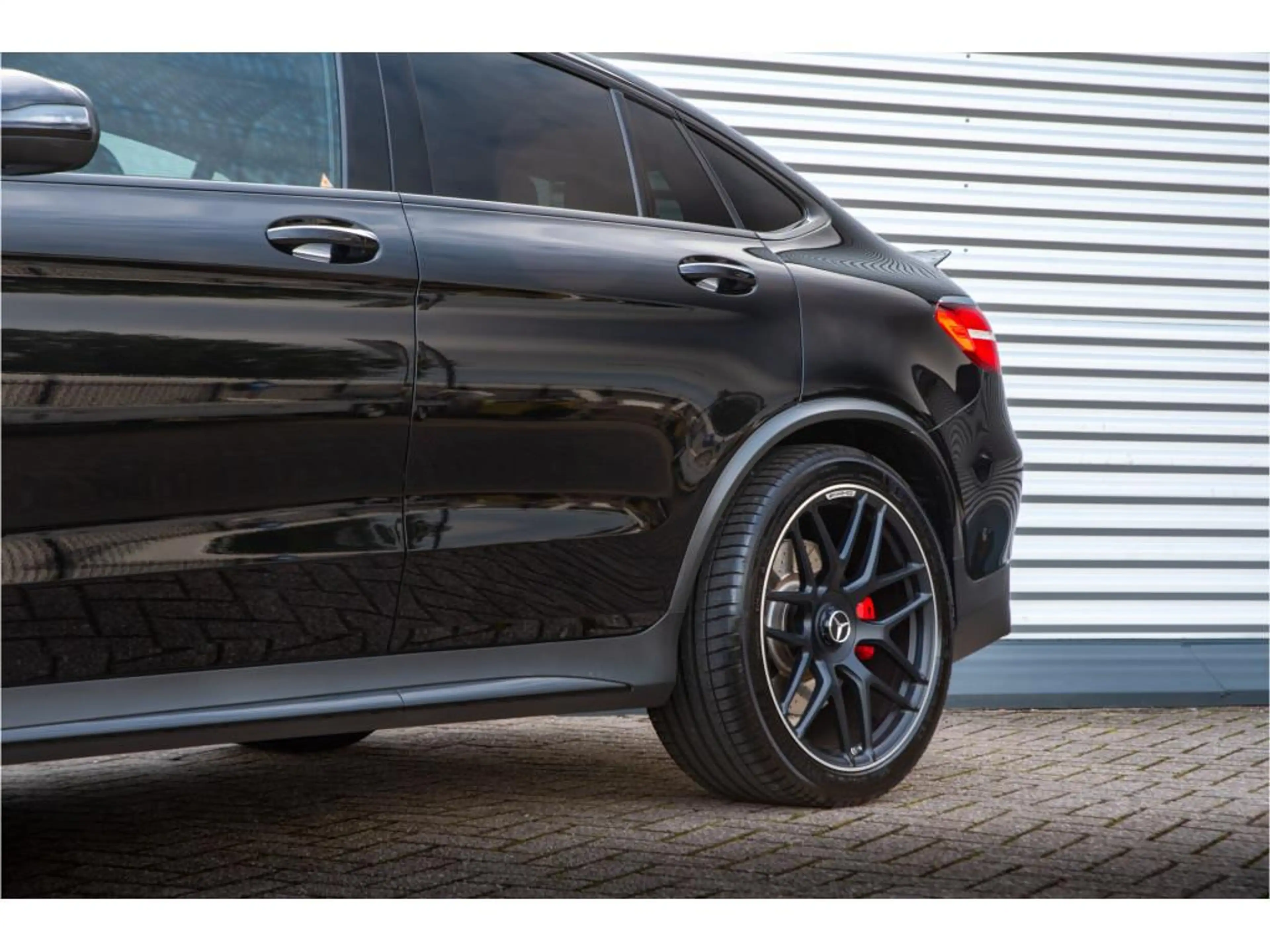 Mercedes-Benz GLC 63 AMG Coupé S 4MATIC+ Mercedes-Benz GLC-klasse Coupé 63 — photo 36