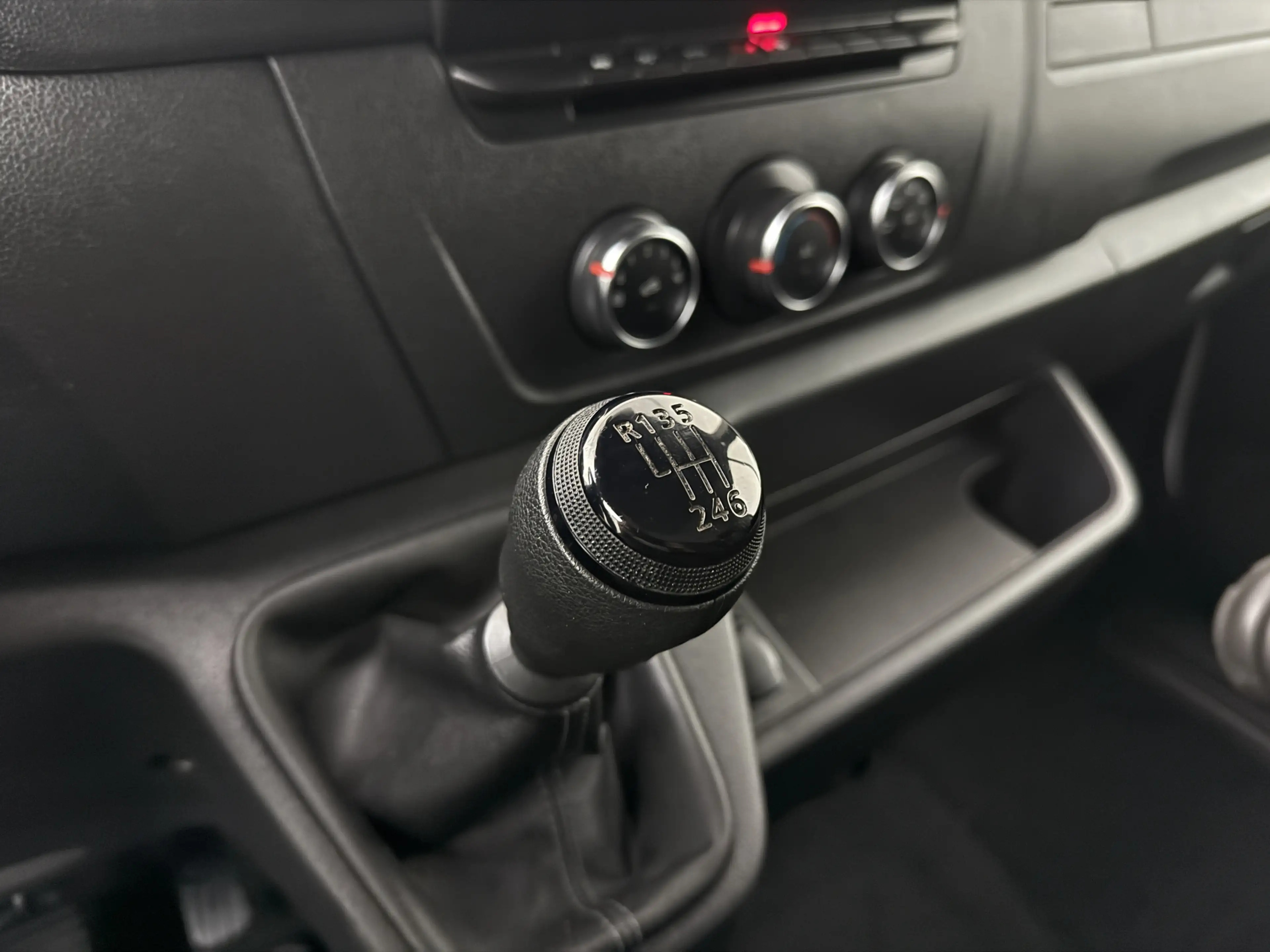 Renault Master 2.3DCI 165PK Dubbellucht Bakwagen+Laadklep | Daksp — photo 18