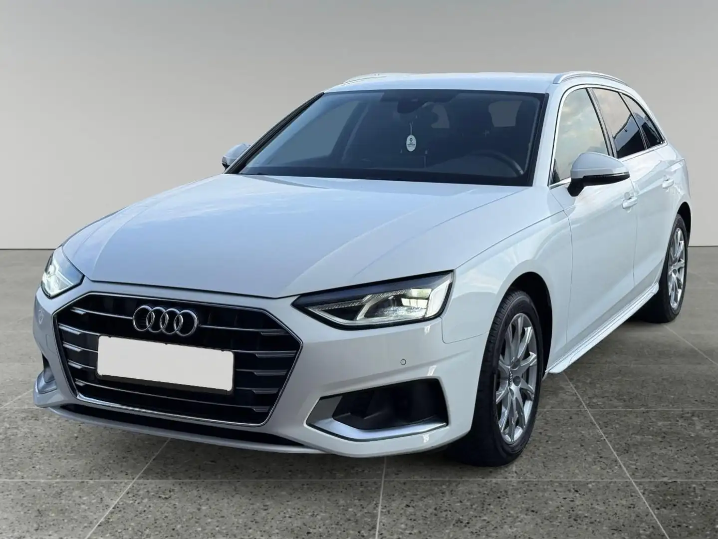 Audi A4 40 TDI Avant S-tronic Weiß - 1