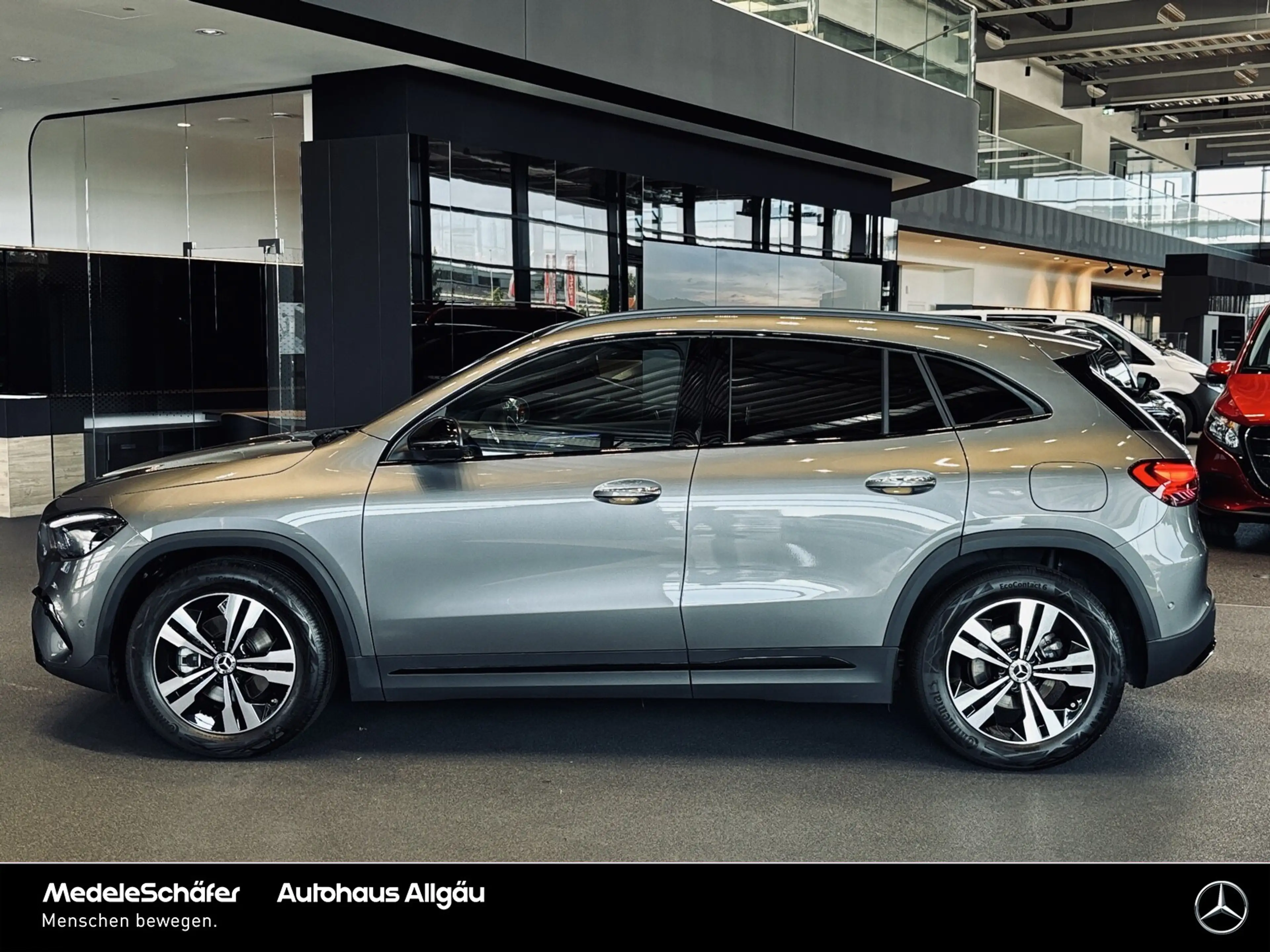 Mercedes-Benz GLA 200 GLA 200 Progressive Night Distro AHK Keyless Amb — photo 2