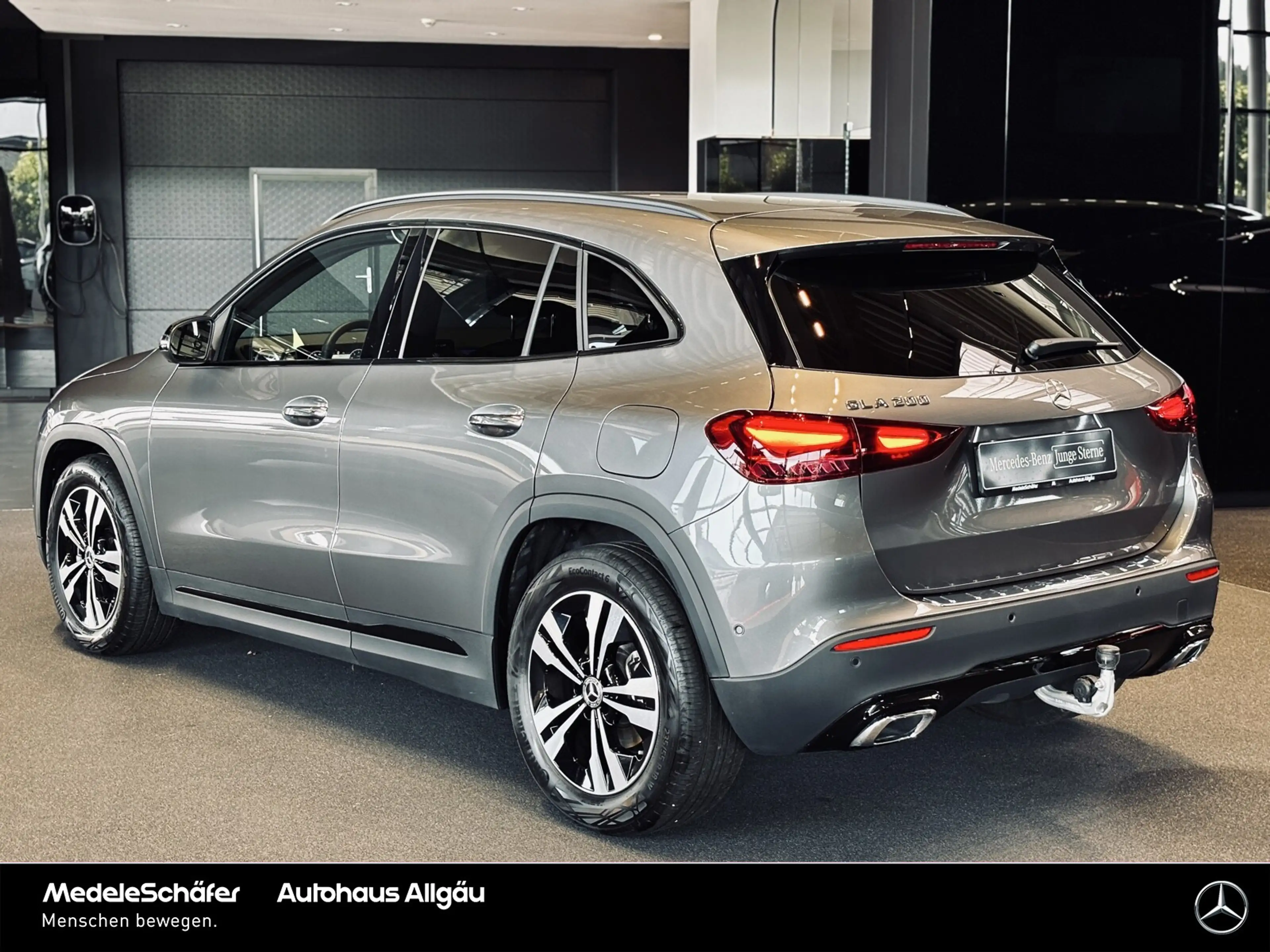 Mercedes-Benz GLA 200 GLA 200 Progressive Night Distro AHK Keyless Amb — photo 9
