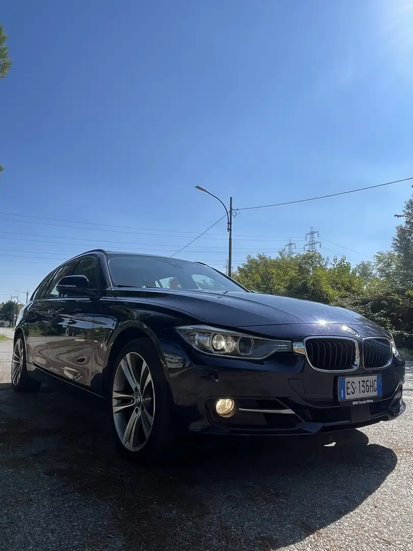 BMW 330 330dA Touring xdrive Sport - 1