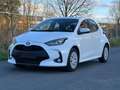 Toyota Yaris 1,5 Hybrid Basis"AUTOMATIK"KAMERA" Weiß - thumbnail 2