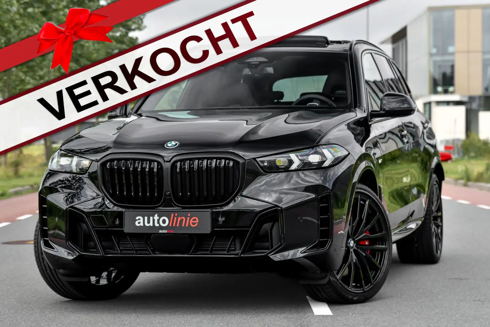 BMW X5 XDrive50e M-Sport Pro. Sky Lounge, M-Stoelen, Mass Noir - 1