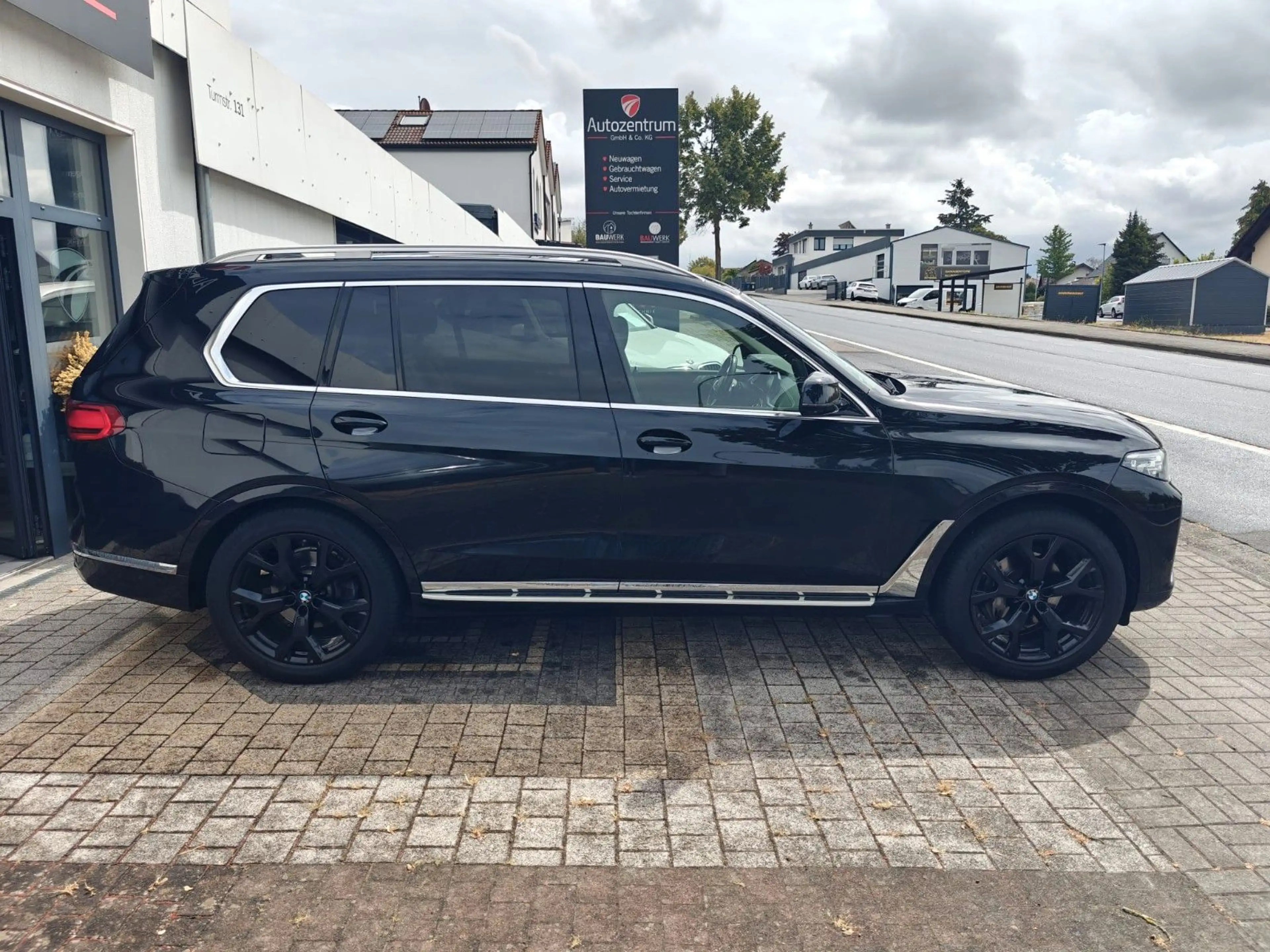 BMW X7 xDrive 30 d Design Pure Excellence — photo 6