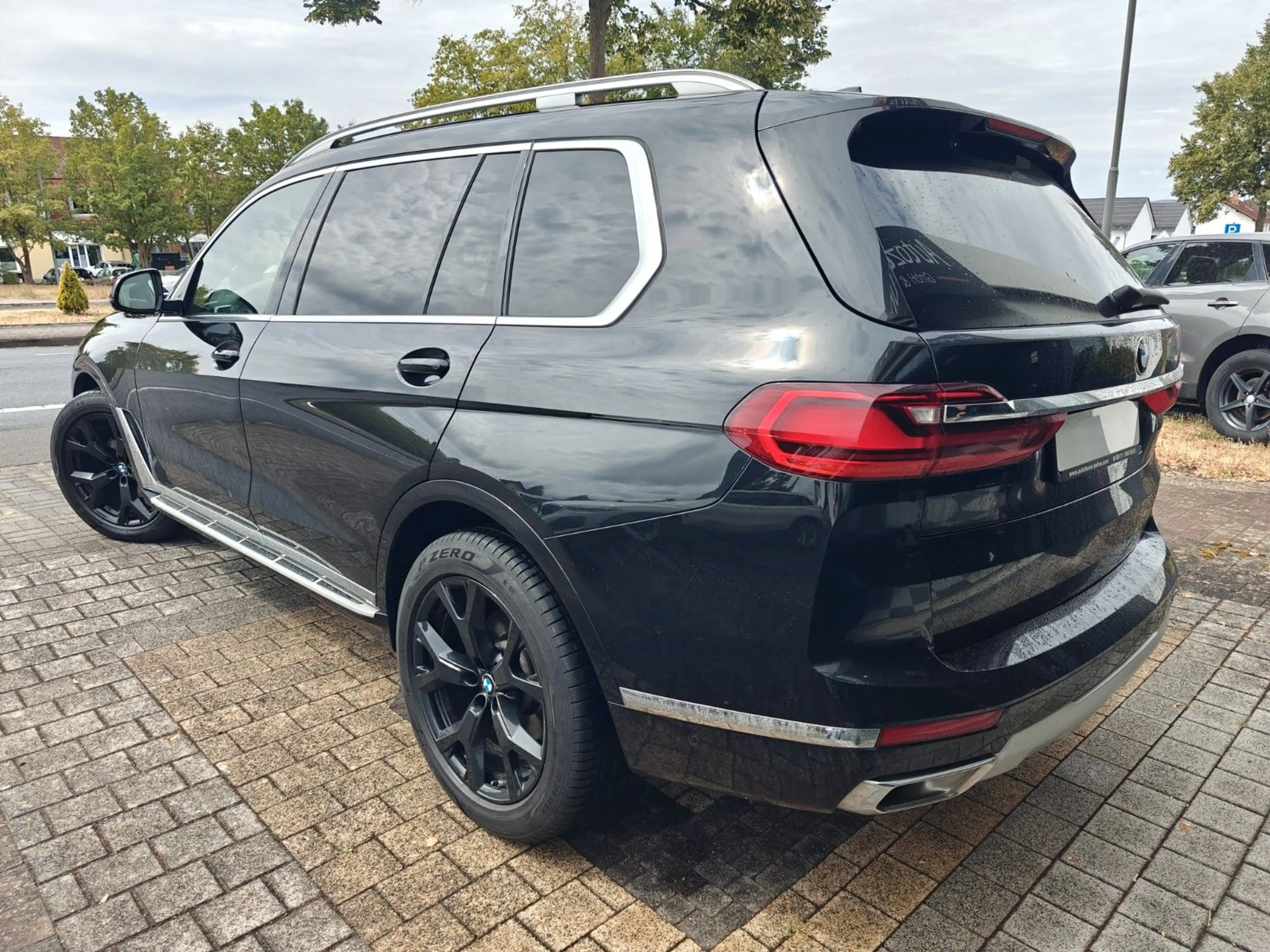 BMW X7 xDrive 30 d Design Pure Excellence — photo 7